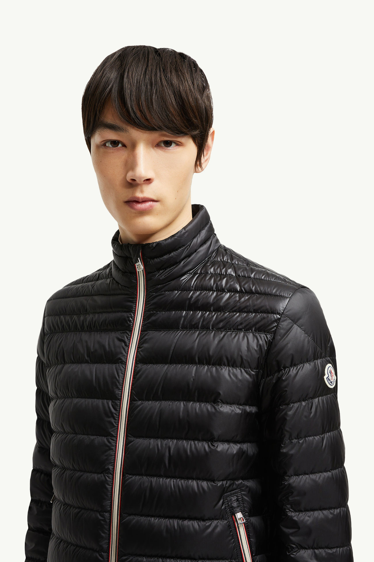 Danielショートダウンジャケット メンズ ブラック Moncler 1