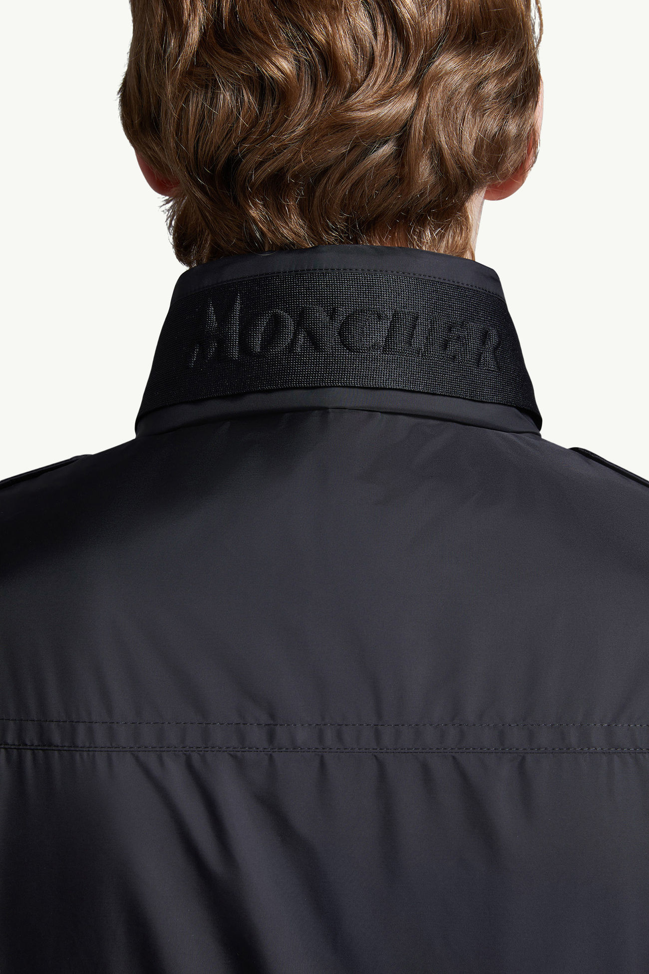 Lez Water-Repellent Field Jacket Men Black Moncler 7