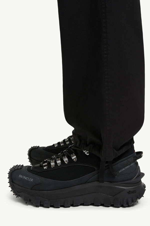 Cotton Gabardine Cargo Trousers Men Black Moncler 5
