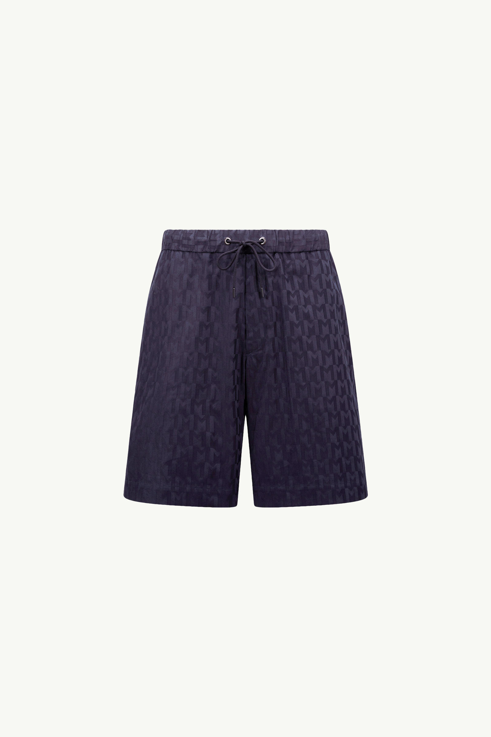 https://moncler-cdn.thron.com/api/v1/content-delivery/shares/dpx6uv/contents/K10912B00014598FKF77_F/image/K10912B00014598FKF77_F