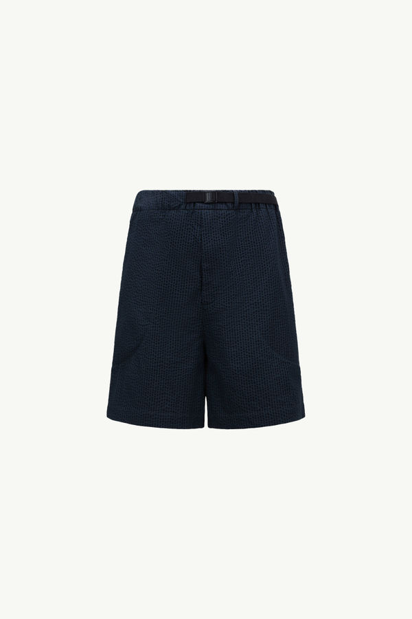 https://moncler-cdn.thron.com/api/v1/content-delivery/shares/dpx6uv/contents/K10912B00018598JC780_F/image/K10912B00018598JC780_F