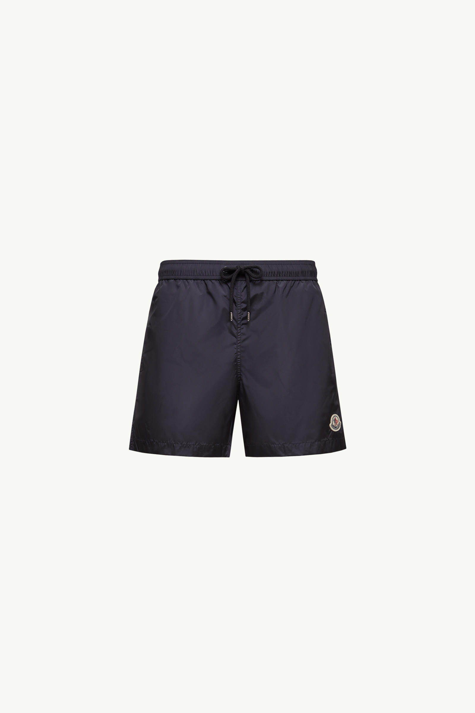 https://moncler-cdn.thron.com/api/v1/content-delivery/shares/dpx6uv/contents/K10912C0000353326743_F/image/K10912C0000353326743_F