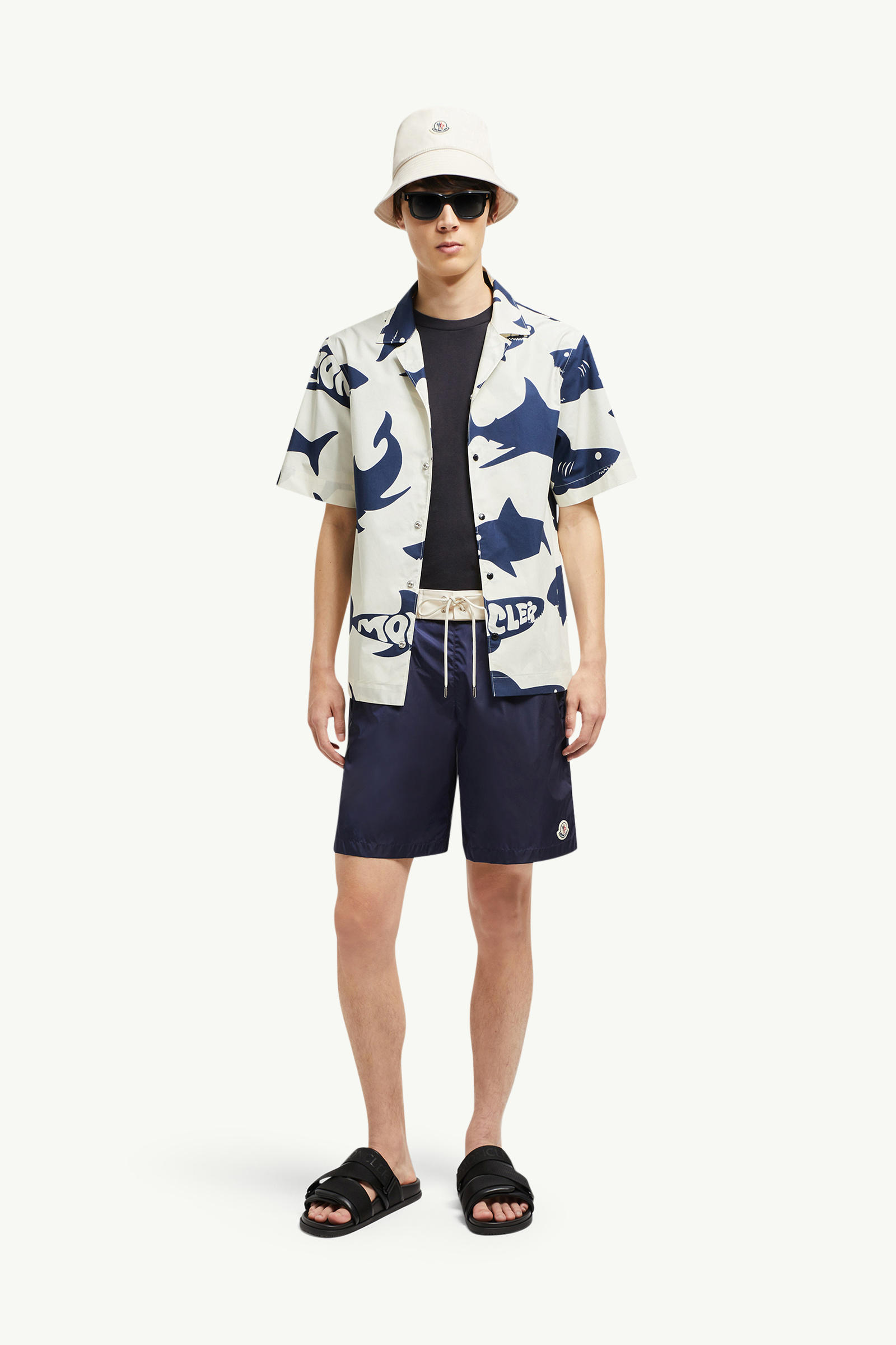 Logo Patch Swim Shorts Men Navy Blue Moncler 0