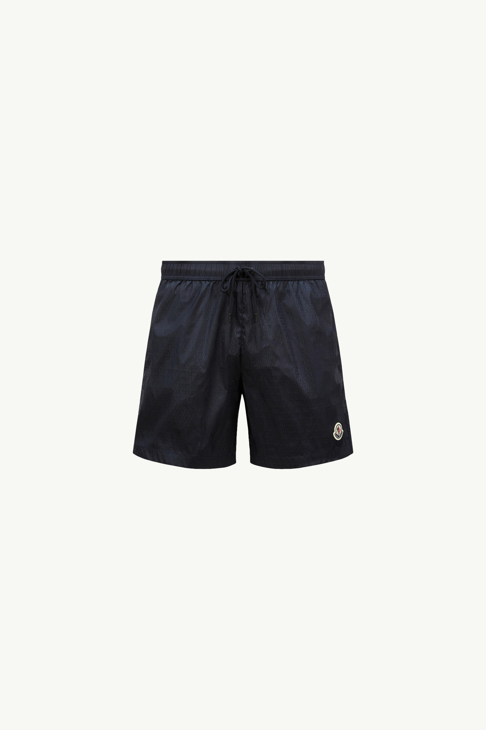 https://moncler-cdn.thron.com/api/v1/content-delivery/shares/dpx6uv/contents/K10912C00011598KCF77_F/image/K10912C00011598KCF77_F