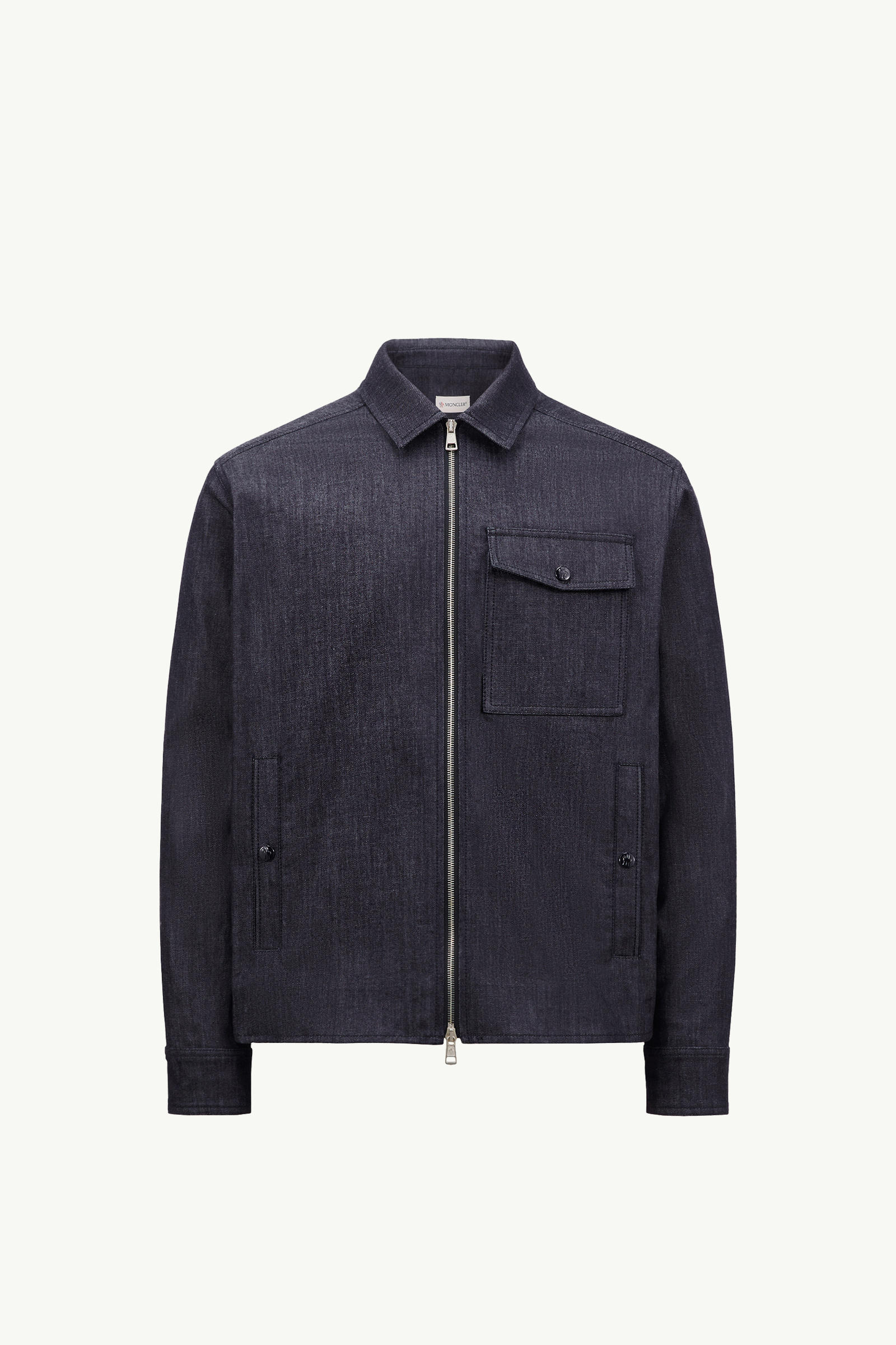 https://moncler-cdn.thron.com/api/v1/content-delivery/shares/dpx6uv/contents/K10912F00017M668877A_F/image/K10912F00017M668877A_F