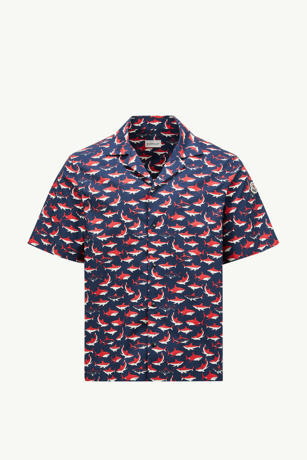 https://moncler-cdn.thron.com/api/v1/content-delivery/shares/dpx6uv/contents/K10912F00018598K6S74_F/image/K10912F00018598K6S74_F