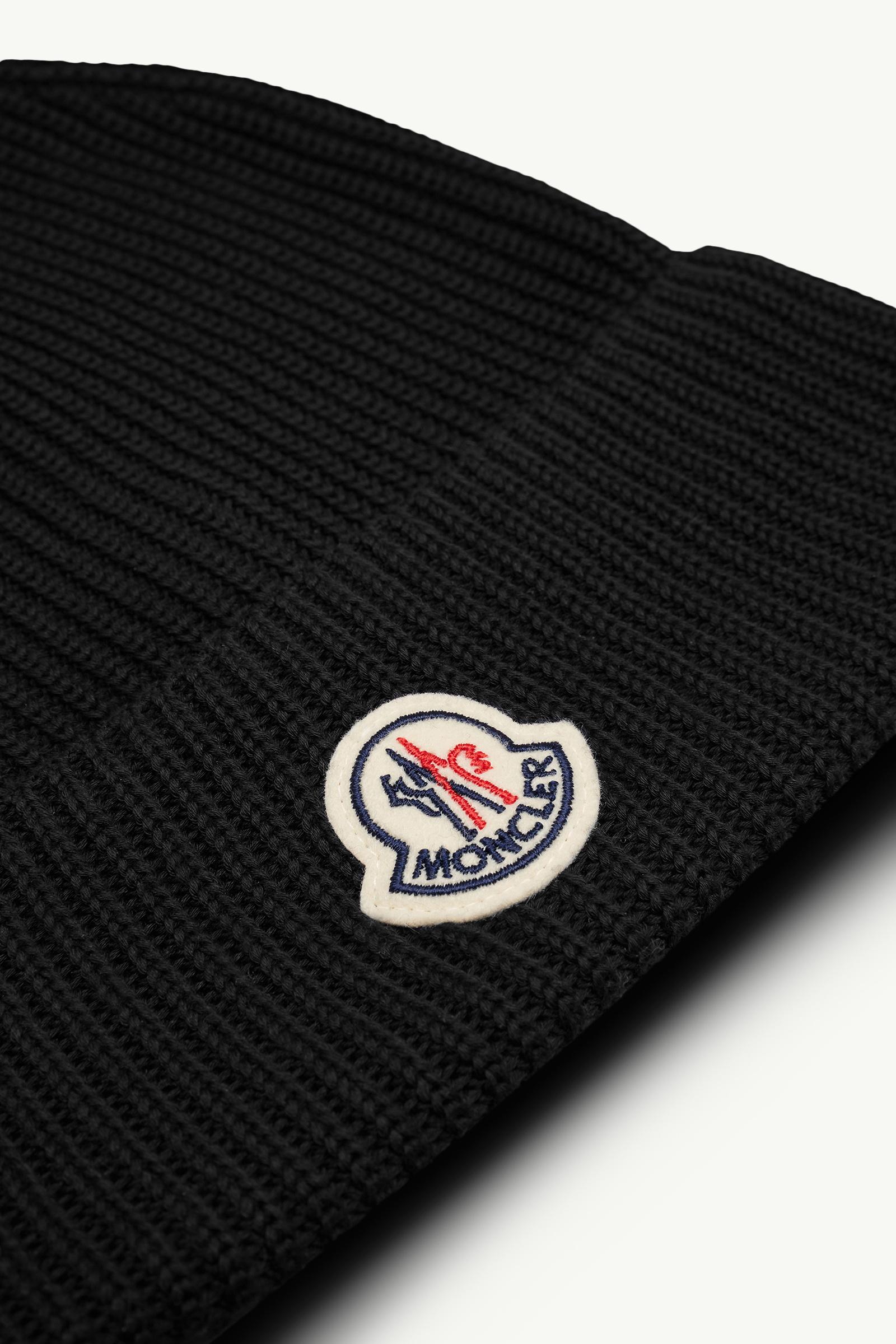 Moe Kamei様/ MONCLER APRES-SKI ブラックニット帽 ブラック ニットキャップ : ハット＆ベレー 向けの メンズ