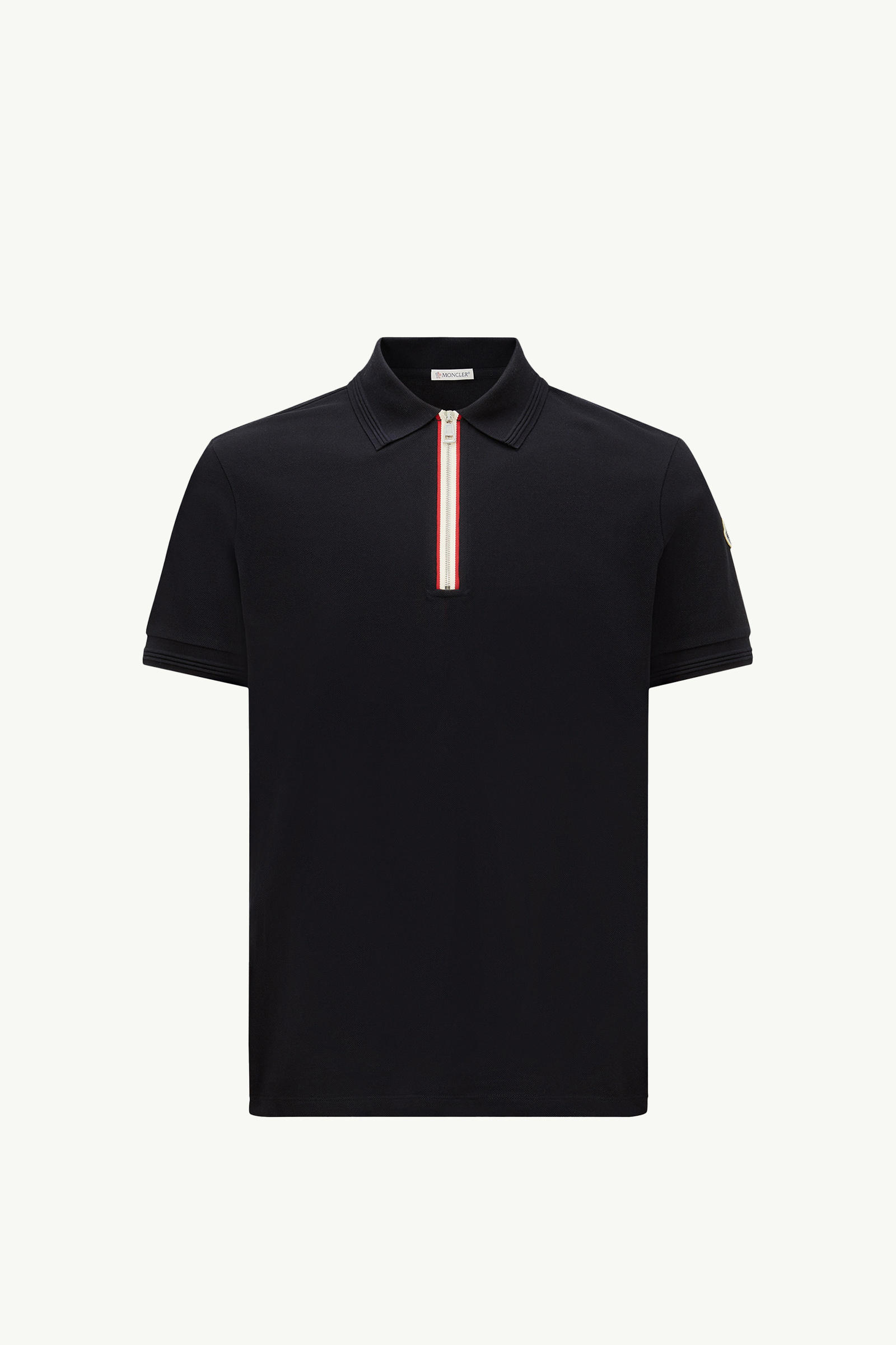 https://moncler-cdn.thron.com/api/v1/content-delivery/shares/dpx6uv/contents/K10918A0000289A1677X_F/image/K10918A0000289A1677X_F