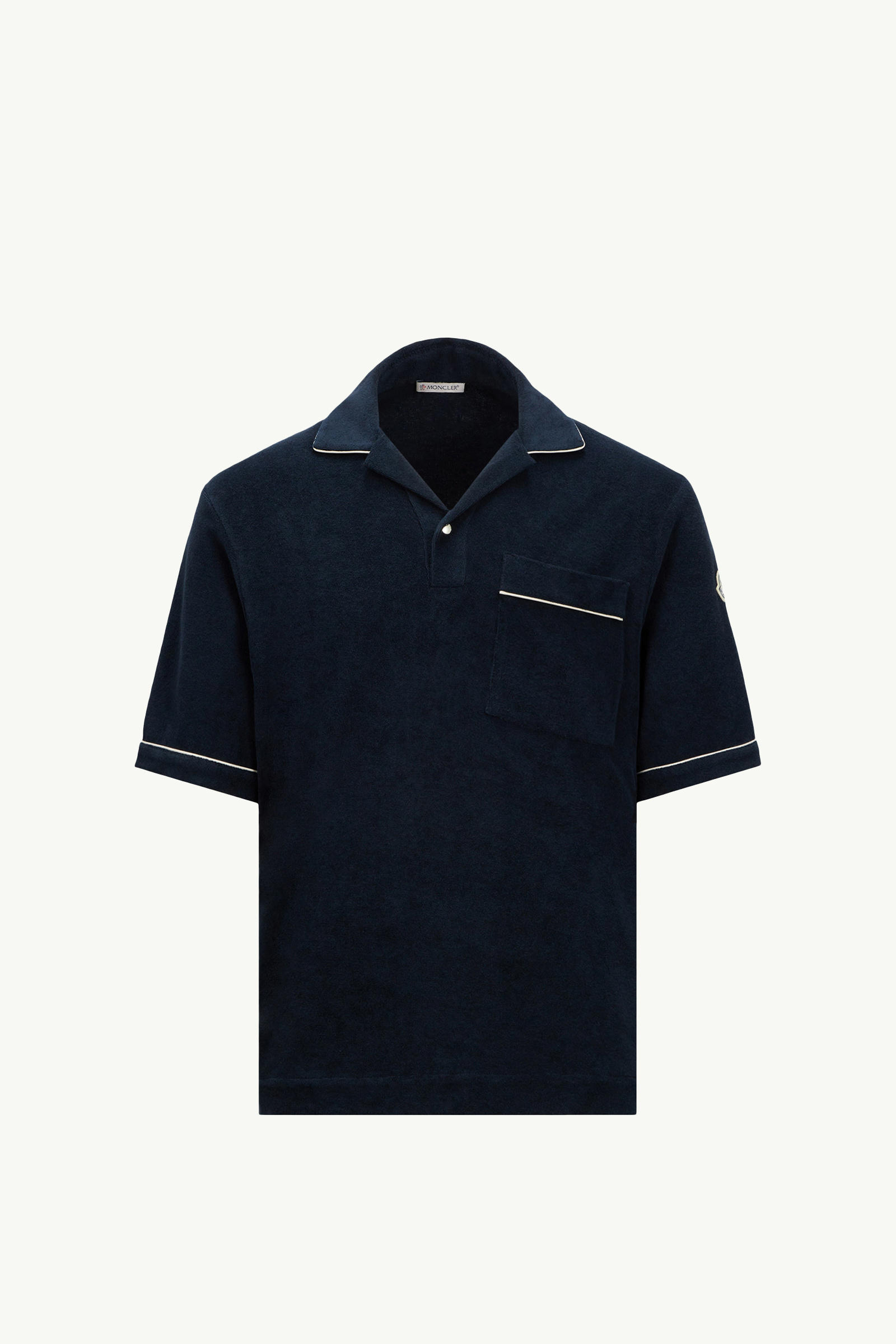 https://moncler-cdn.thron.com/api/v1/content-delivery/shares/dpx6uv/contents/K10918A0002289AVN778_F/image/K10918A0002289AVN778_F