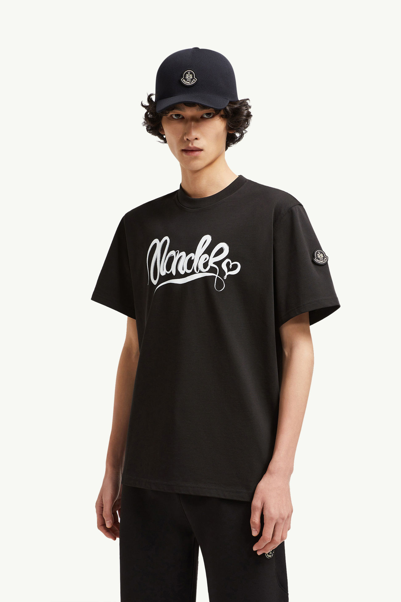 T-Shirt aus Baumwolle mit Kalligrafie-Logo Herren Schwarz Moncler 0