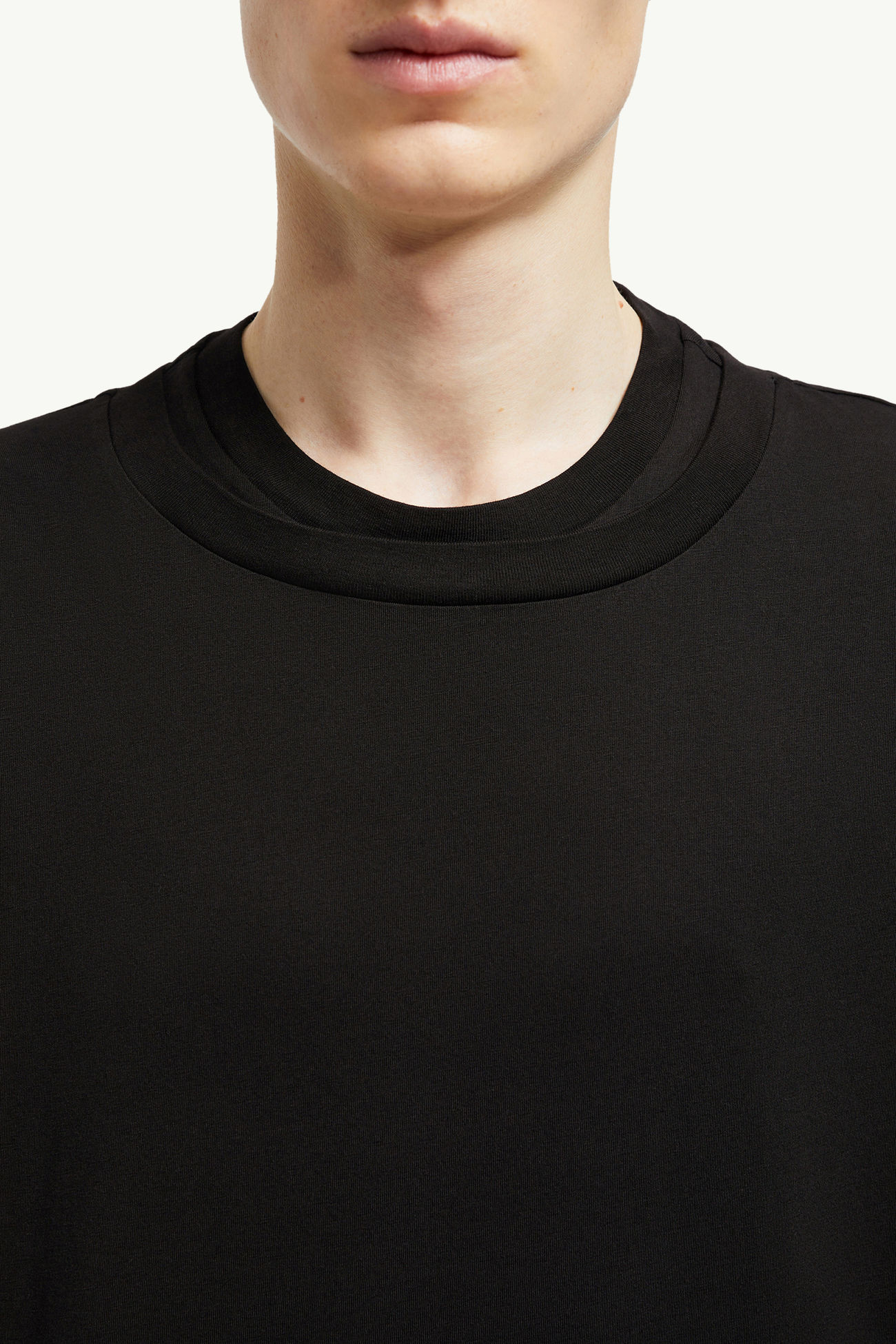 Double Collar Cotton T-Shirt Men Black Moncler 5