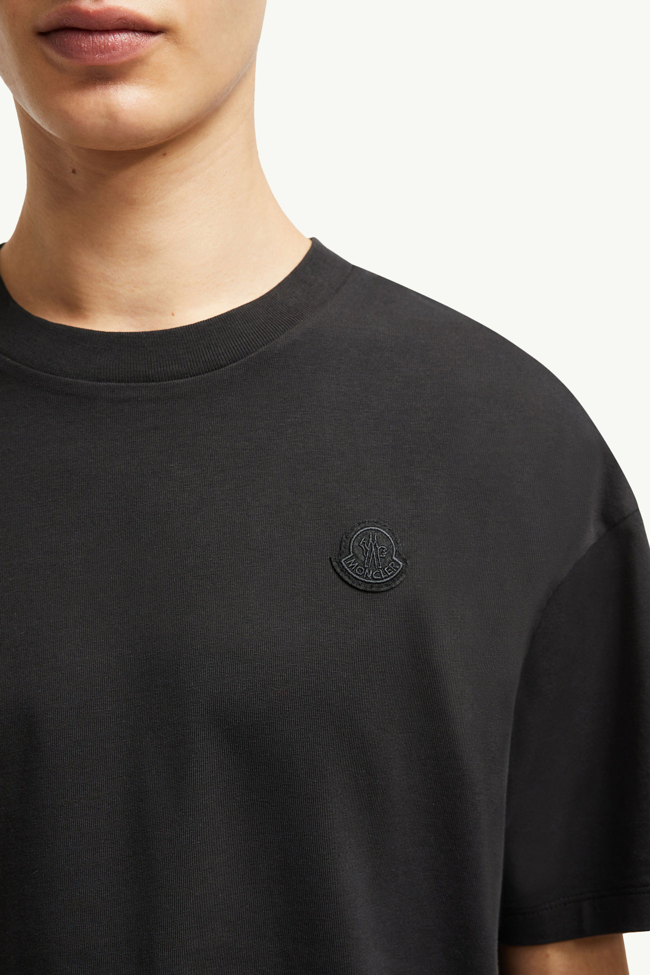 Graffiti Logo Cotton T-Shirt Men Black Moncler 5