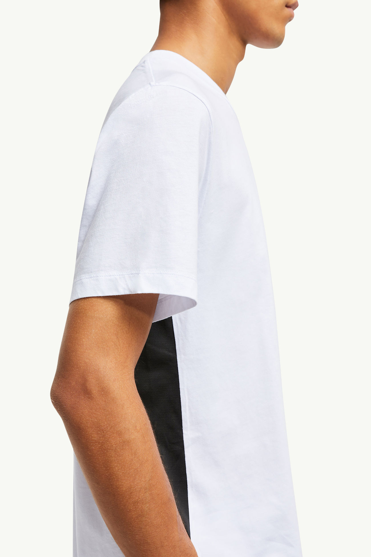 T-shirt logata in cotone Uomo Bianco Ottico Moncler 6