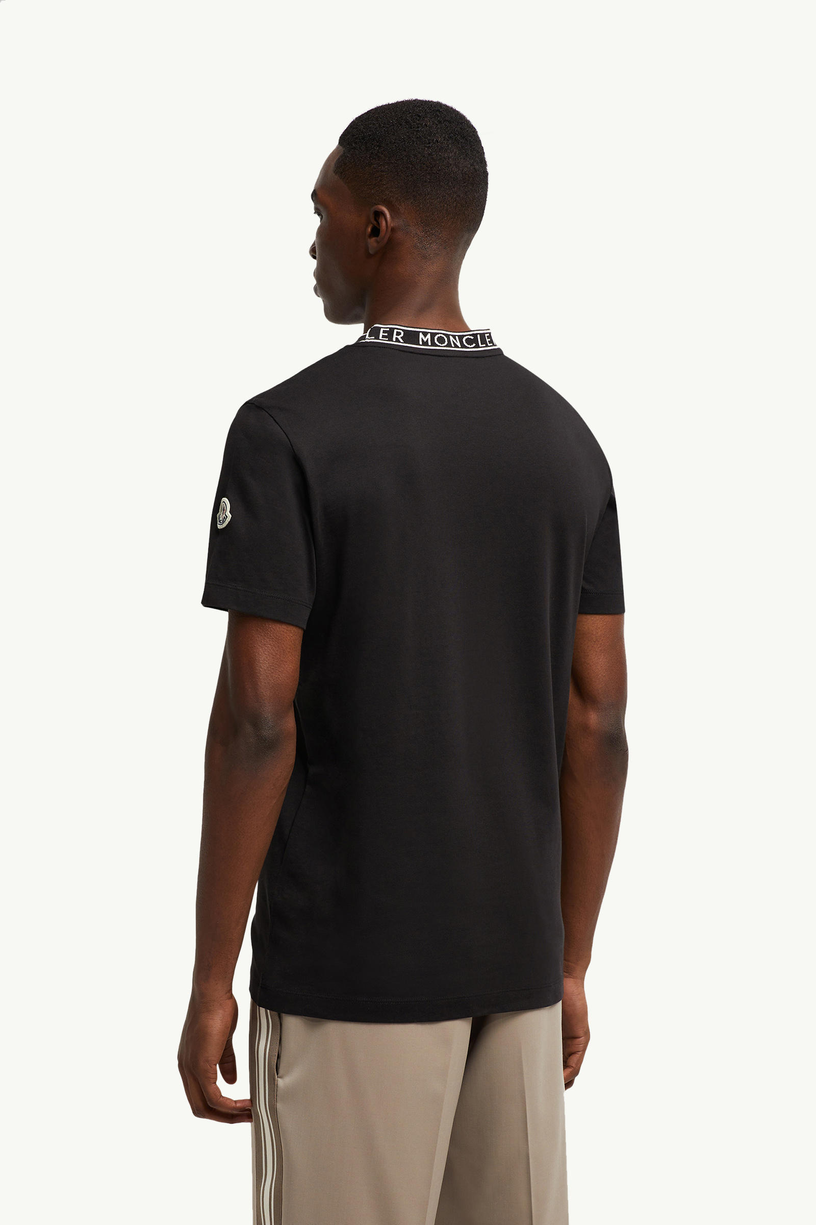 T-Shirt aus Baumwolle mit Logobesatz Herren Schwarz Moncler 4