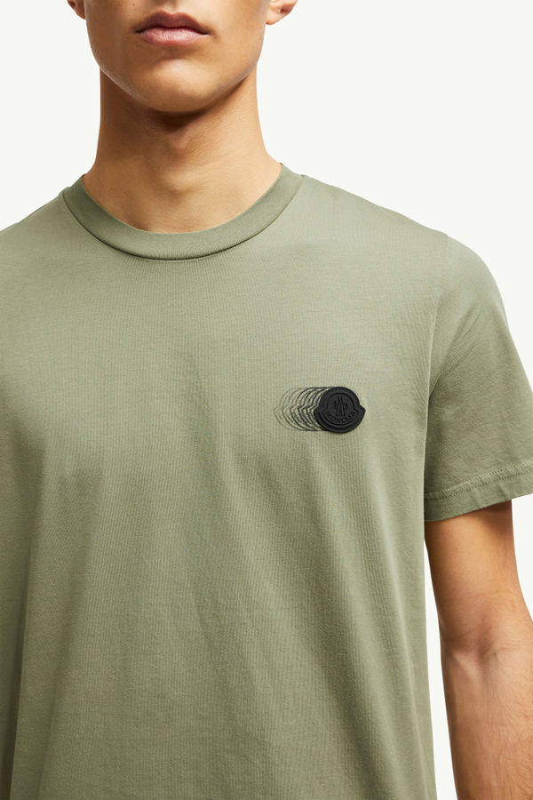 T-Shirt aus Baumwolle mit verblasstem Logo-Motiv Herren Salbeigrün Moncler 5