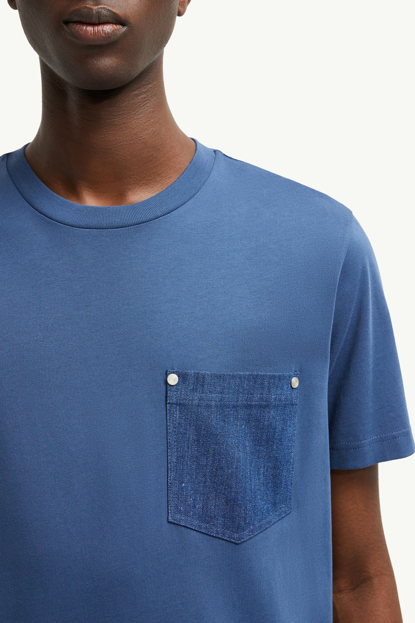 Cotton & Denim T-Shirt with Pocket Men Cobalt Blue Moncler 5
