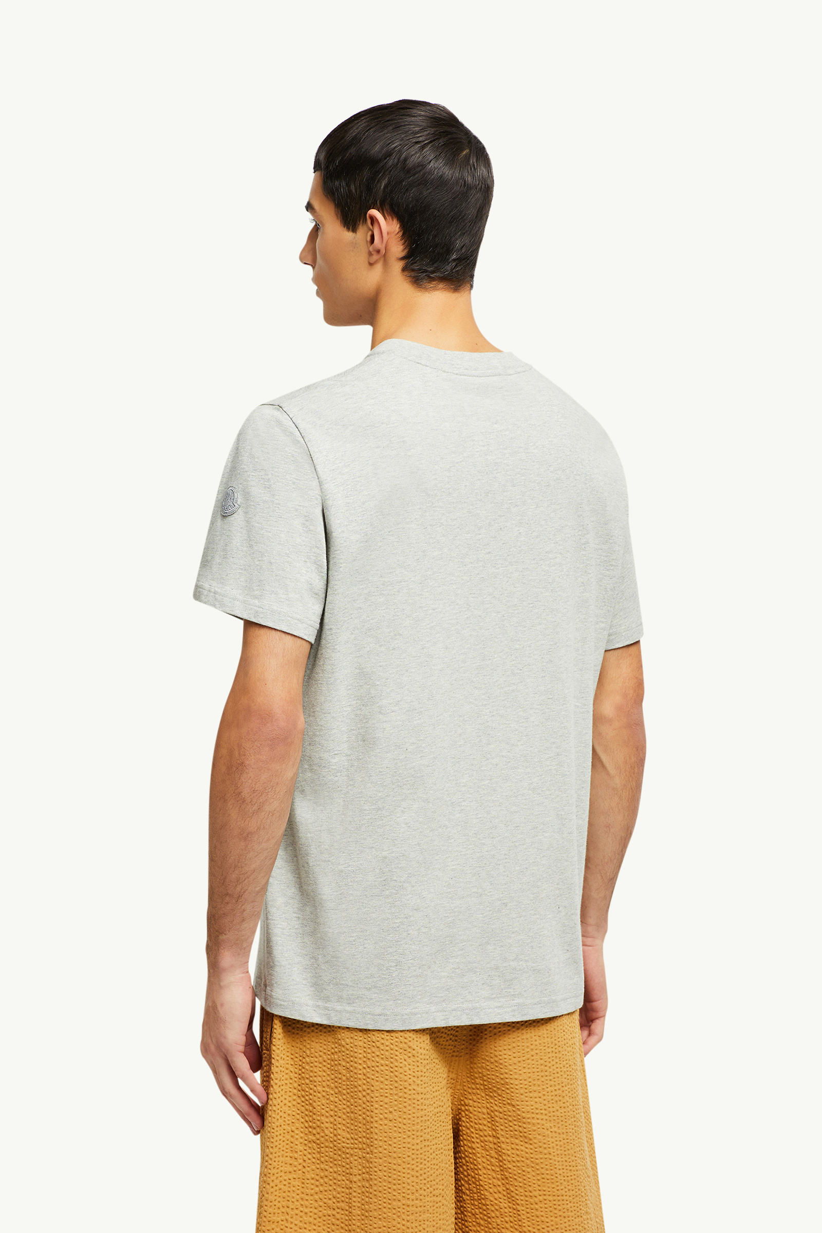Curved Logo Cotton T-Shirt Men Gray Moncler 4