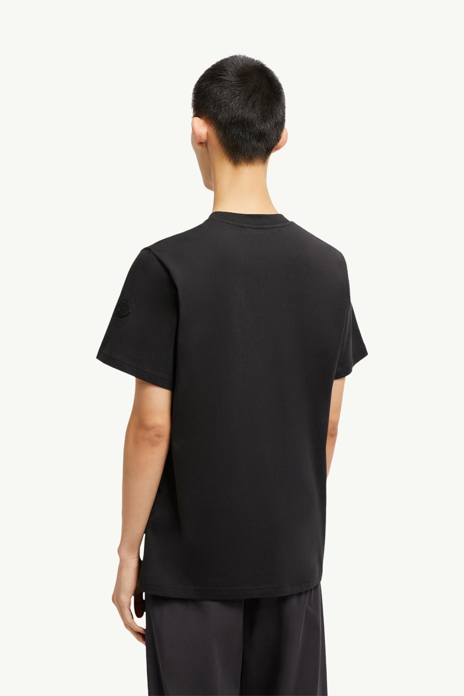 T-Shirt aus Baumwolle mit geschwungenem Logo Herren Schwarz Moncler 4