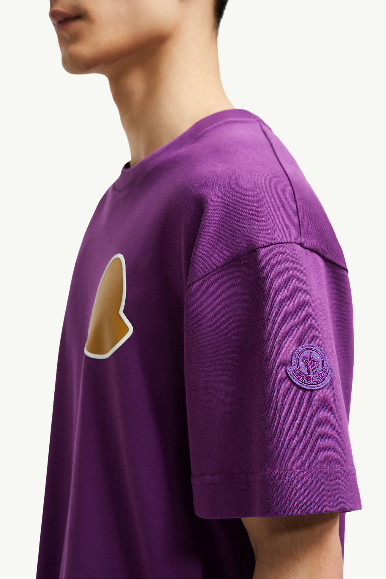 Curved Logo Cotton T-Shirt Men Purple Moncler 6