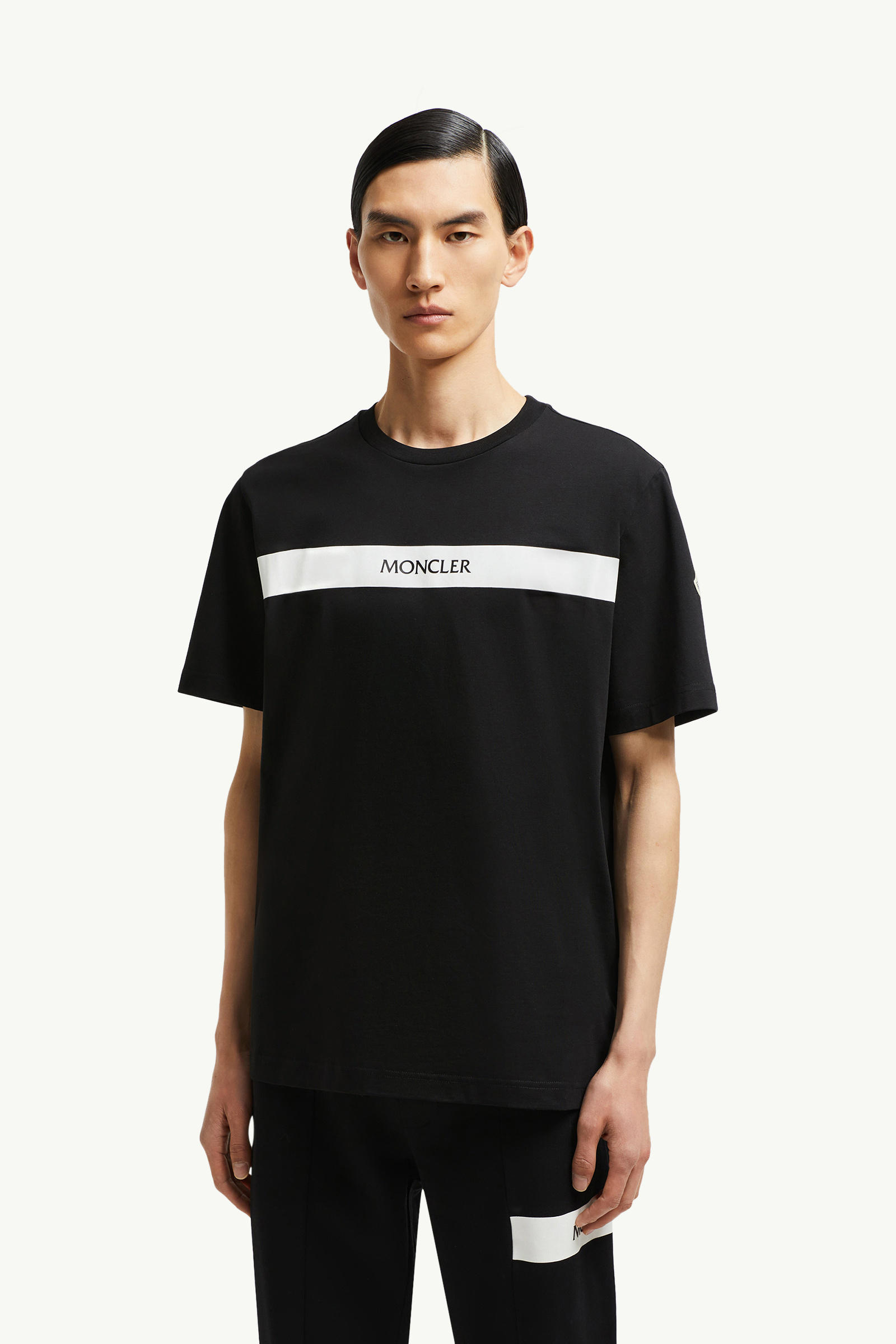 Rubberised Logo Cotton T-Shirt Men Black Moncler 3