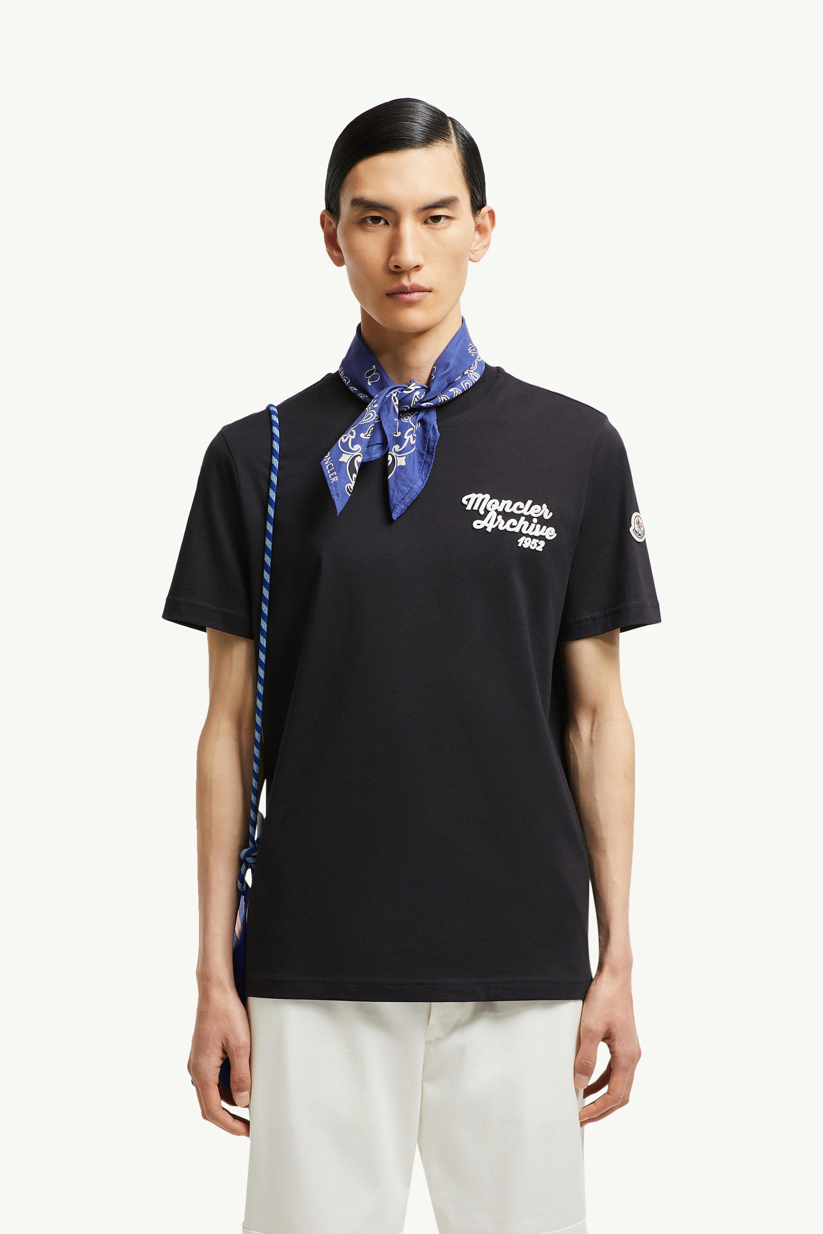 Embroidered Logo Cotton T-Shirt Men Navy Blue Moncler 0