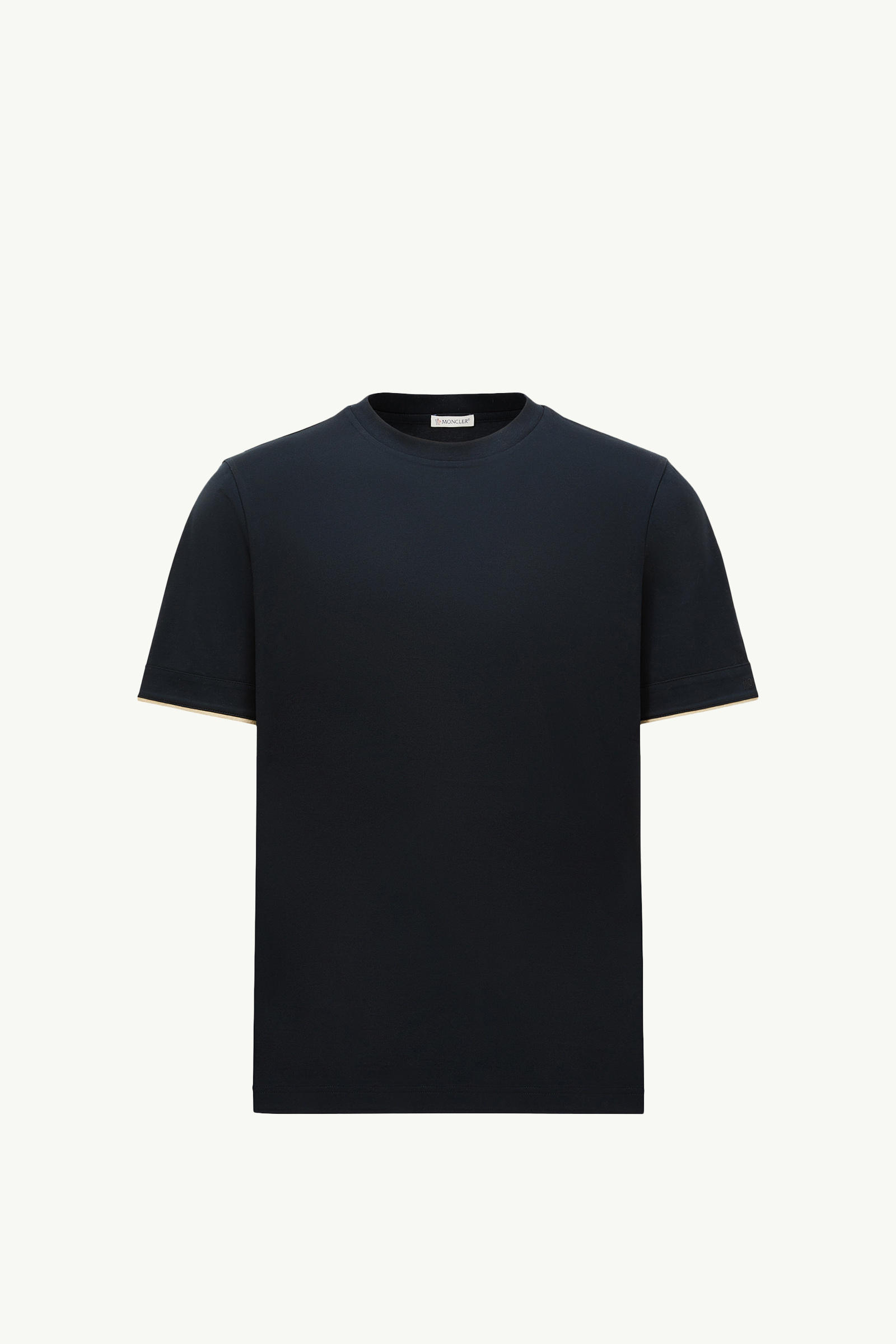 https://moncler-cdn.thron.com/api/v1/content-delivery/shares/dpx6uv/contents/K10918C0006889AXI778_F/image/K10918C0006889AXI778_F