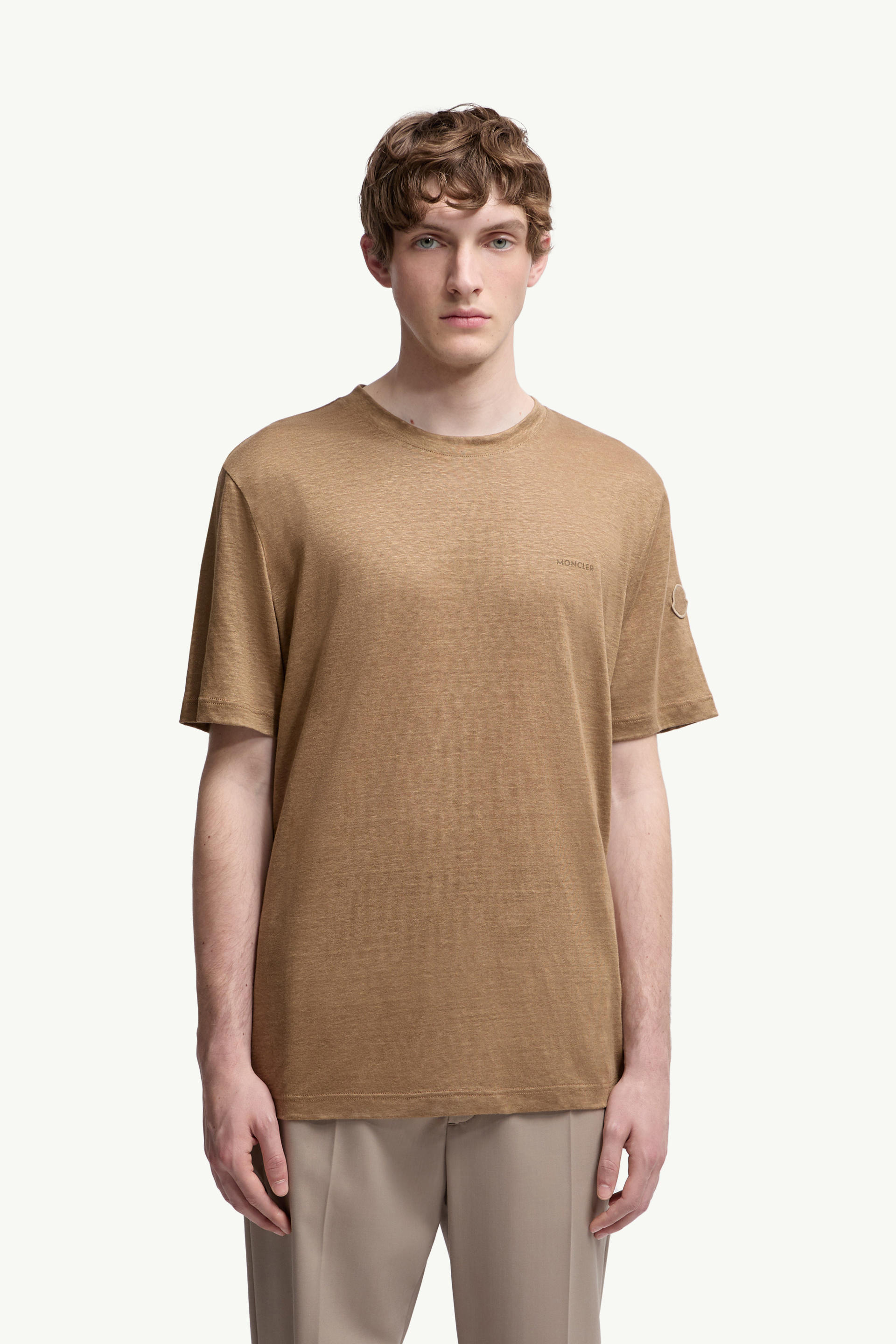 T-shirt in lino con logo Uomo Giallo Ocra Moncler 3