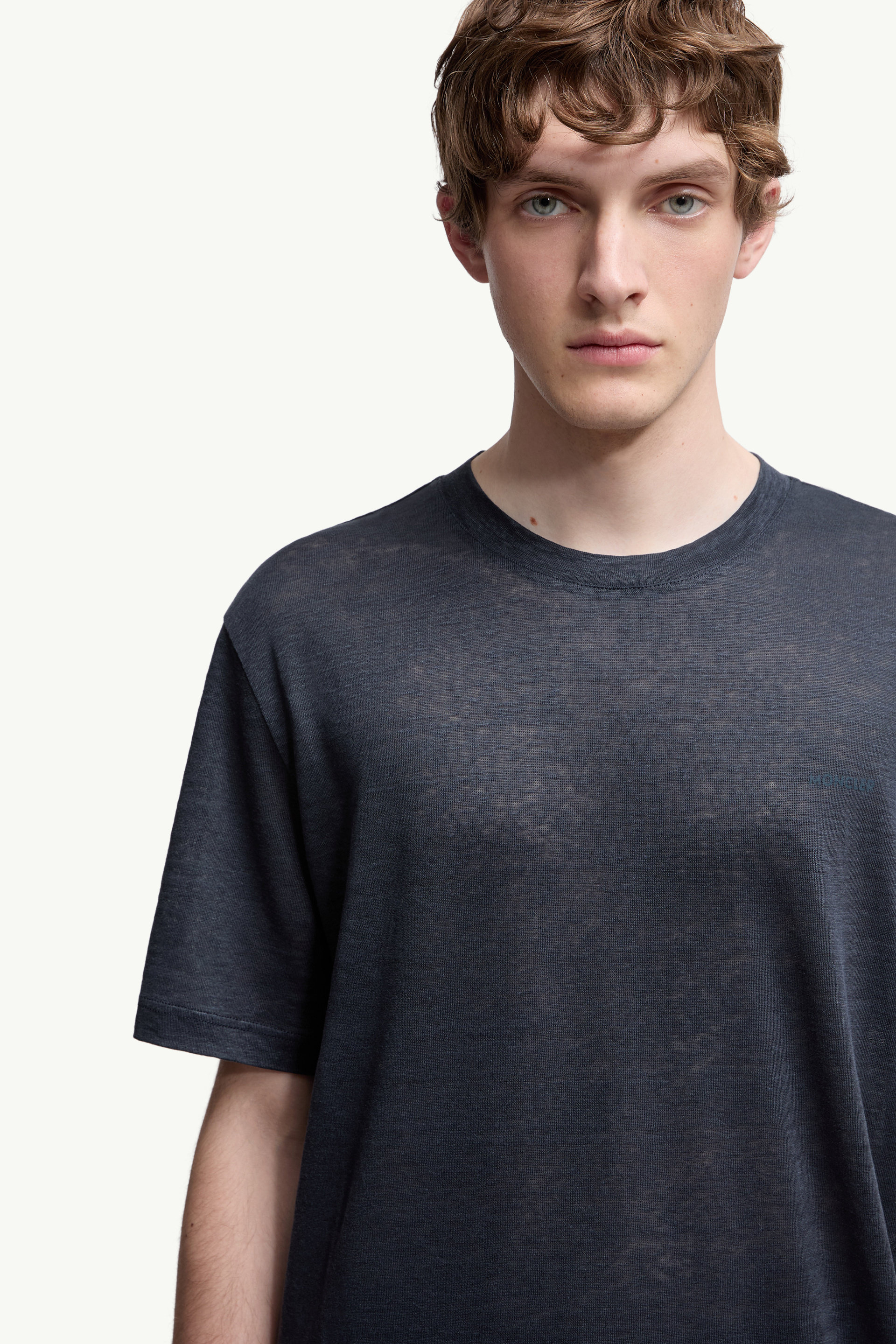 T-shirt en lin à logo Hommes Bleu foncé Moncler 5