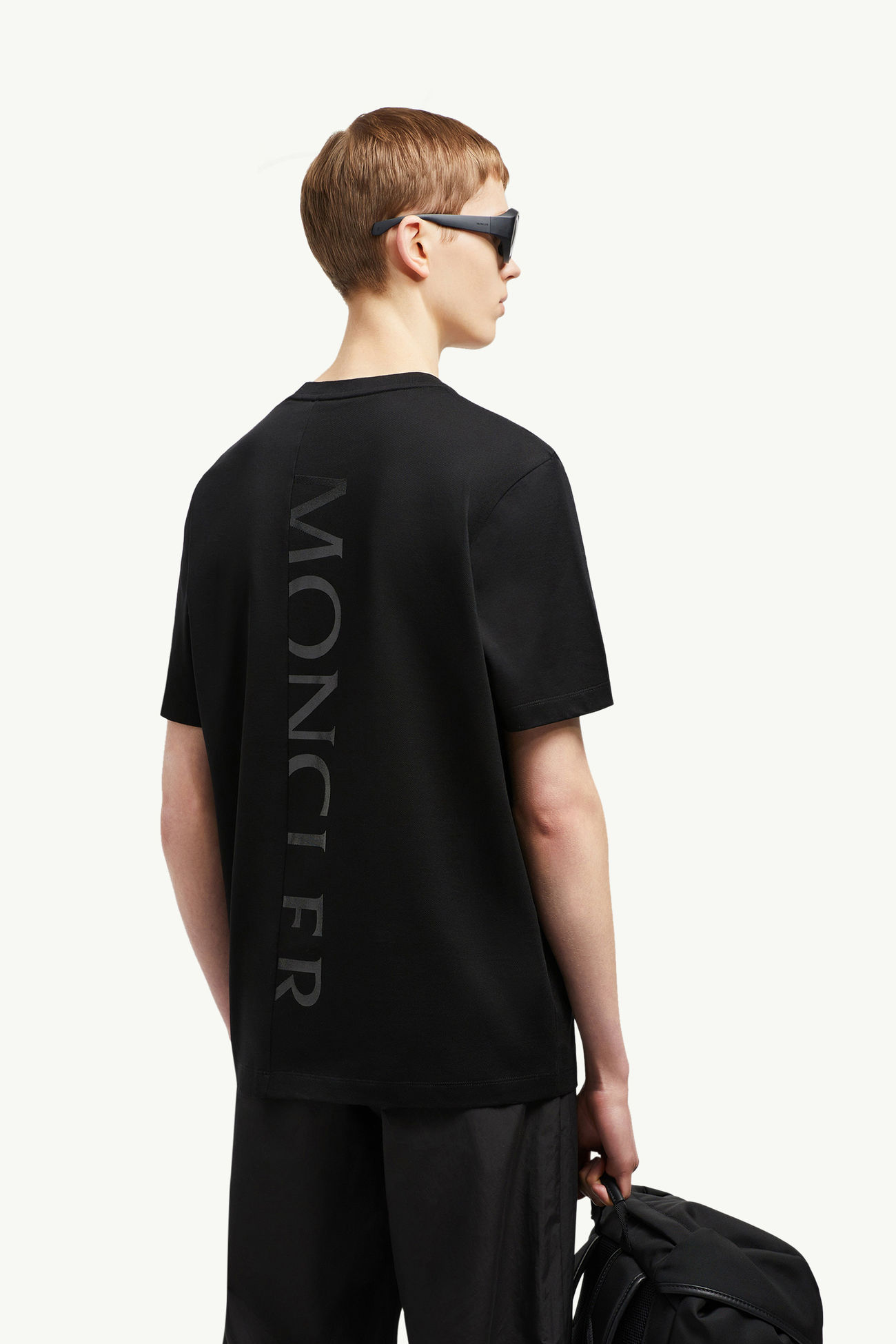 T-Shirt aus Baumwolle mit vertikalem Logo hinten Herren Schwarz Moncler 0