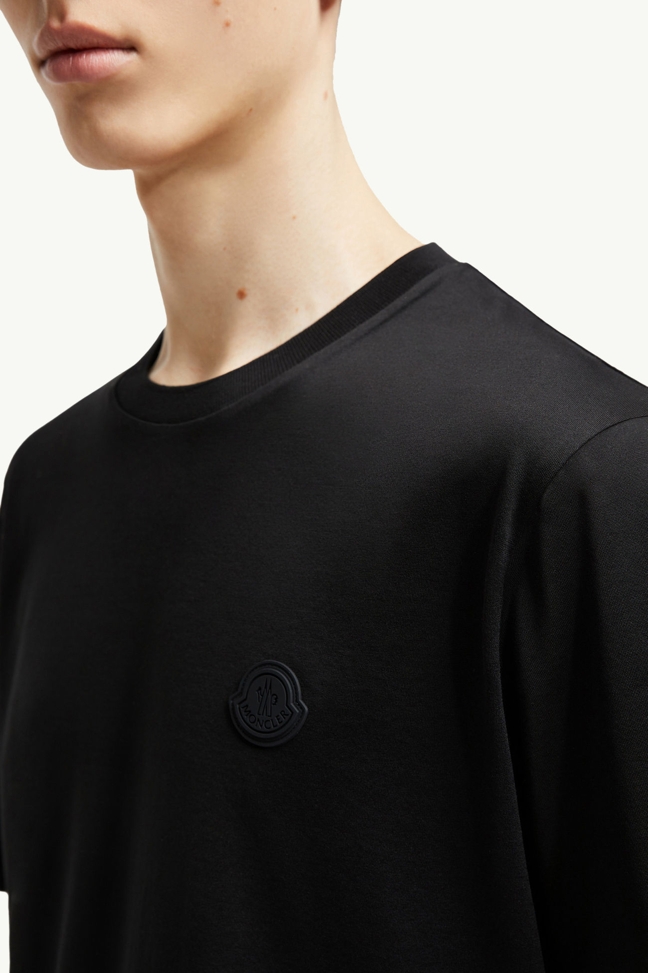 T-Shirt aus Baumwolle mit vertikalem Logo hinten Herren Schwarz Moncler 5