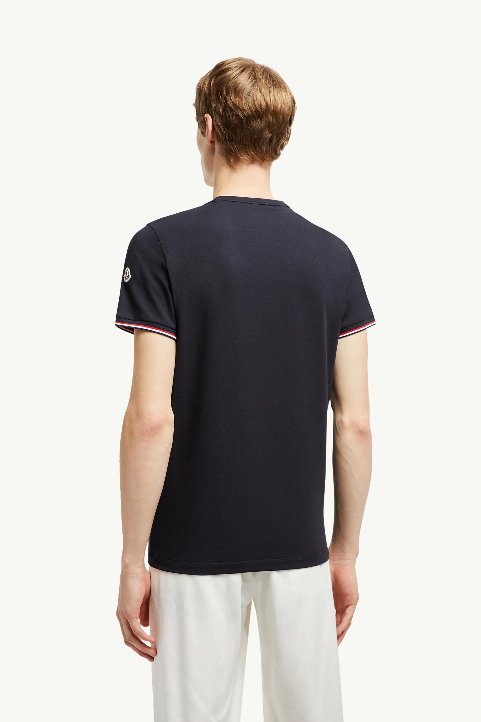 AKI MONCLER ネイビー Tシャツ AKI様専用 MONCLER ネイビー Tシャツ - メルカリ