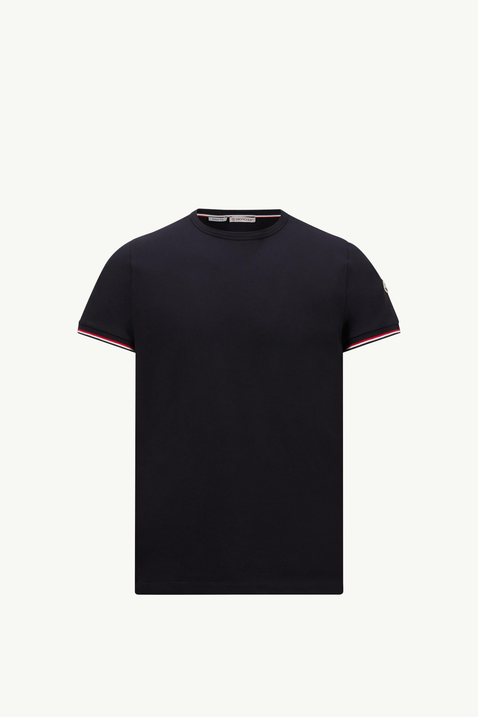 https://moncler-cdn.thron.com/api/v1/content-delivery/shares/dpx6uv/contents/K10918C7160087296778_F/image/K10918C7160087296778_F