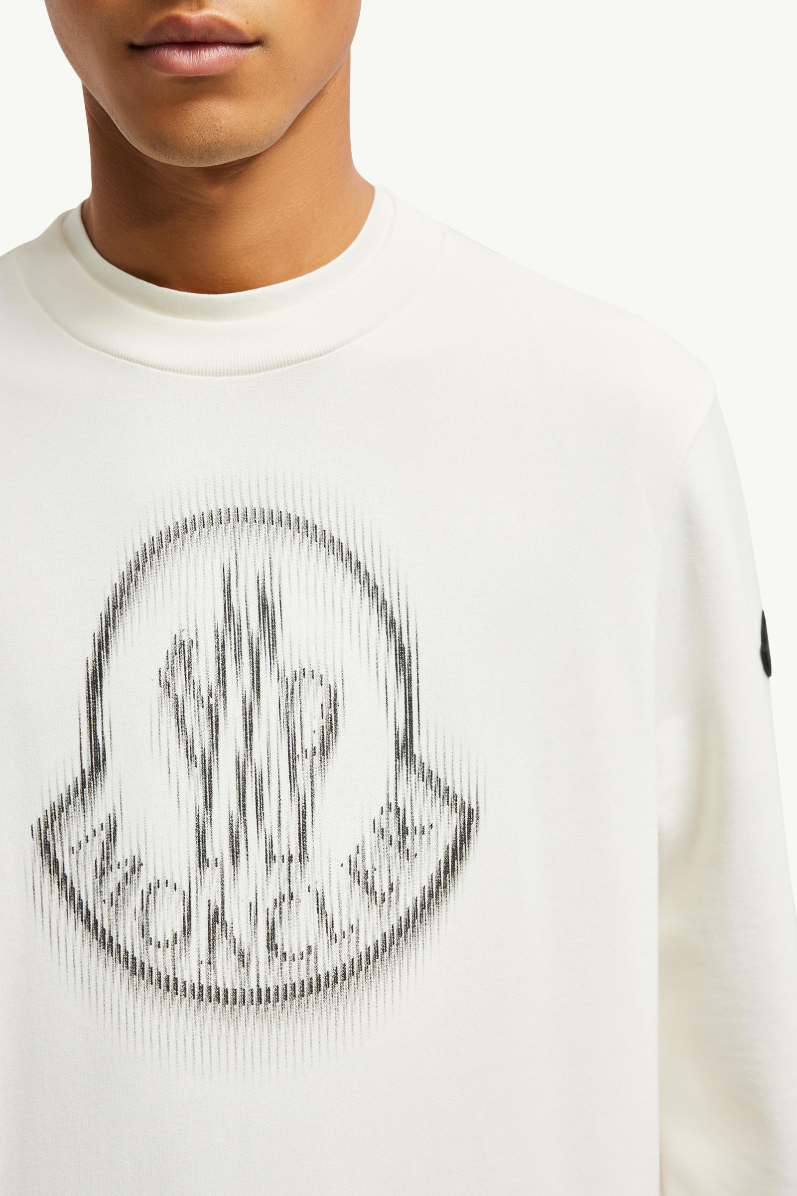 Blurred Logo Sweatshirt Men White Moncler 5