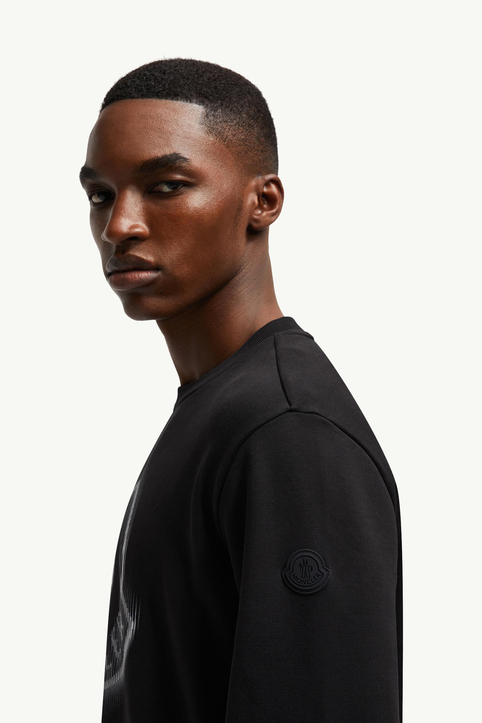 Blurred Logo Sweatshirt Men Black Moncler 1