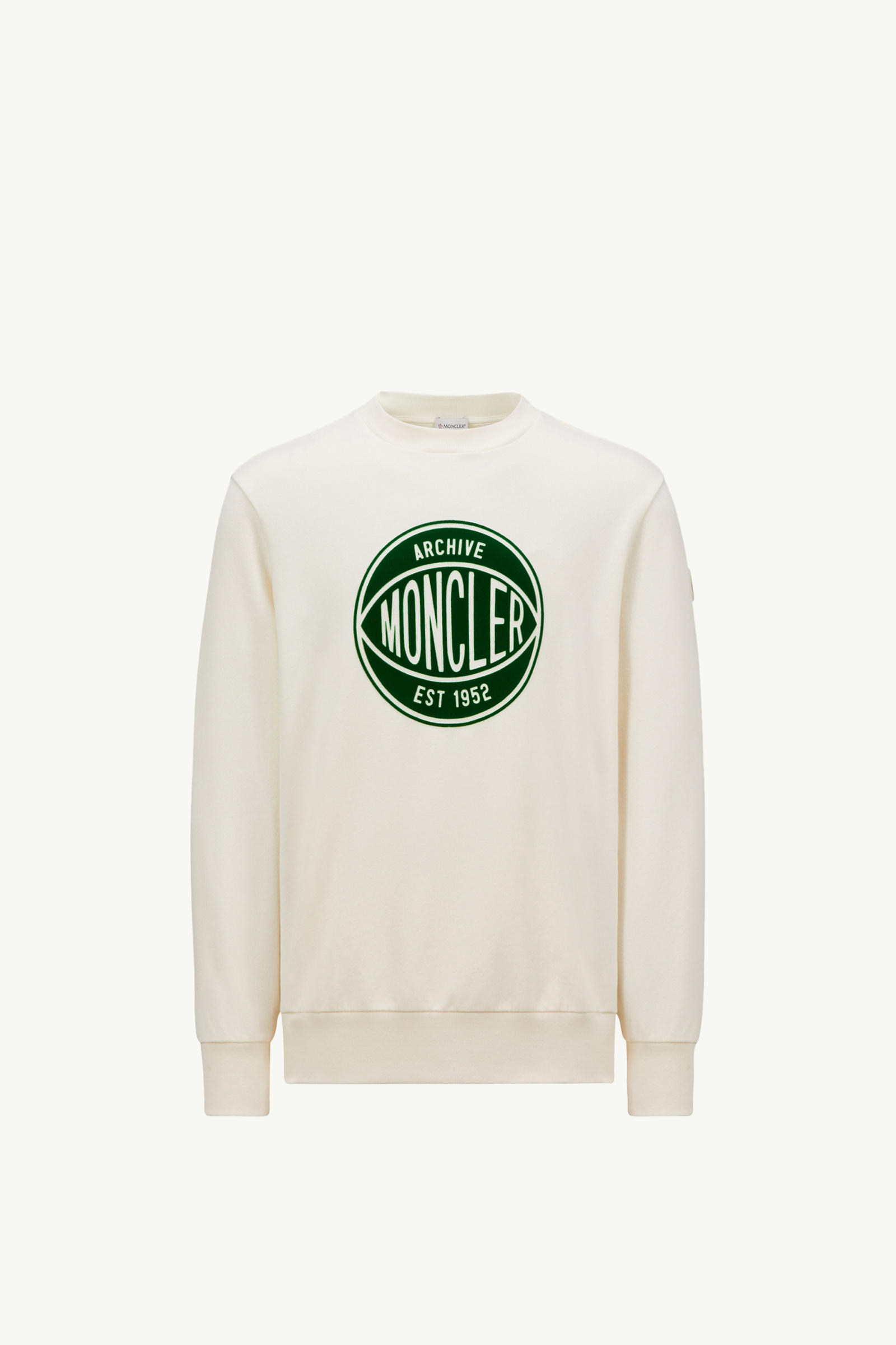 https://moncler-cdn.thron.com/api/v1/content-delivery/shares/dpx6uv/contents/K10918G0000889AUJ034_F/image/K10918G0000889AUJ034_F