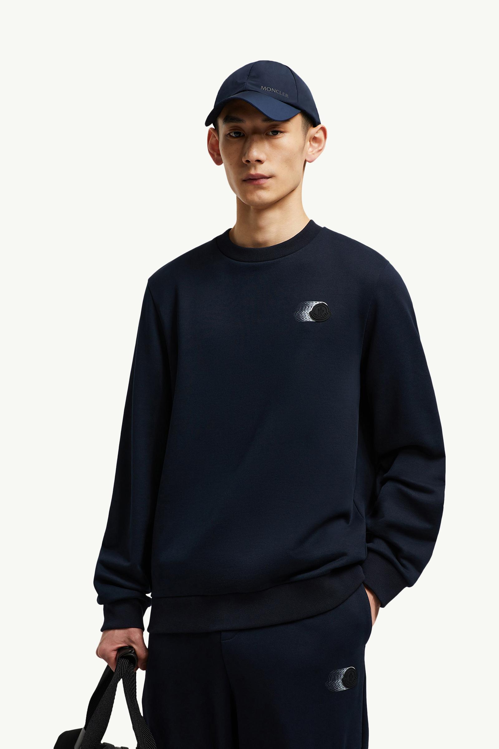 MONCLER モンクレール　スウェット L ネイビー色 紺色 MONCLER モンクレール スウェット L ネイビー色 紺色 - メルカリ