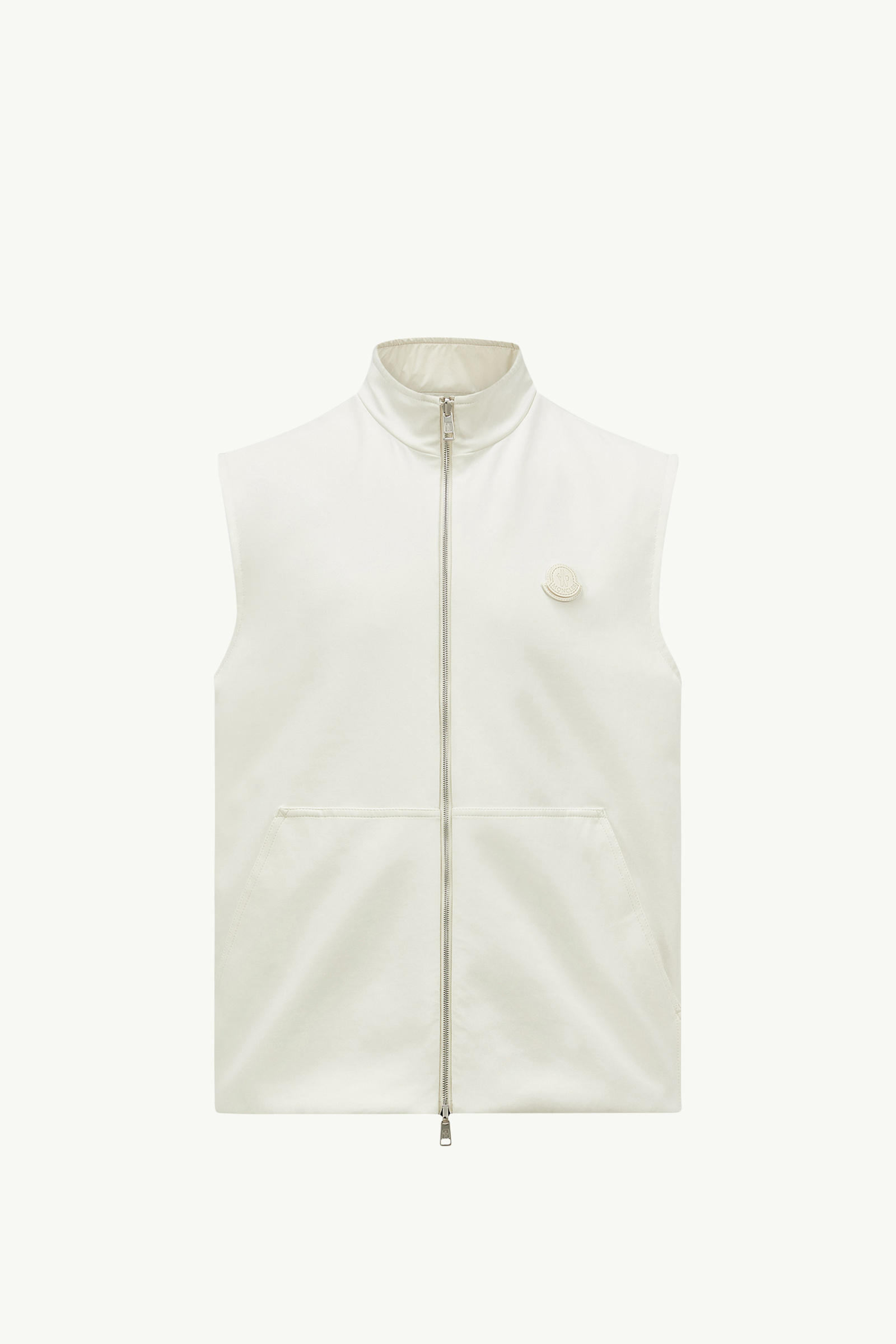 https://moncler-cdn.thron.com/api/v1/content-delivery/shares/dpx6uv/contents/K10918G0005989AXR032_F/image/K10918G0005989AXR032_F