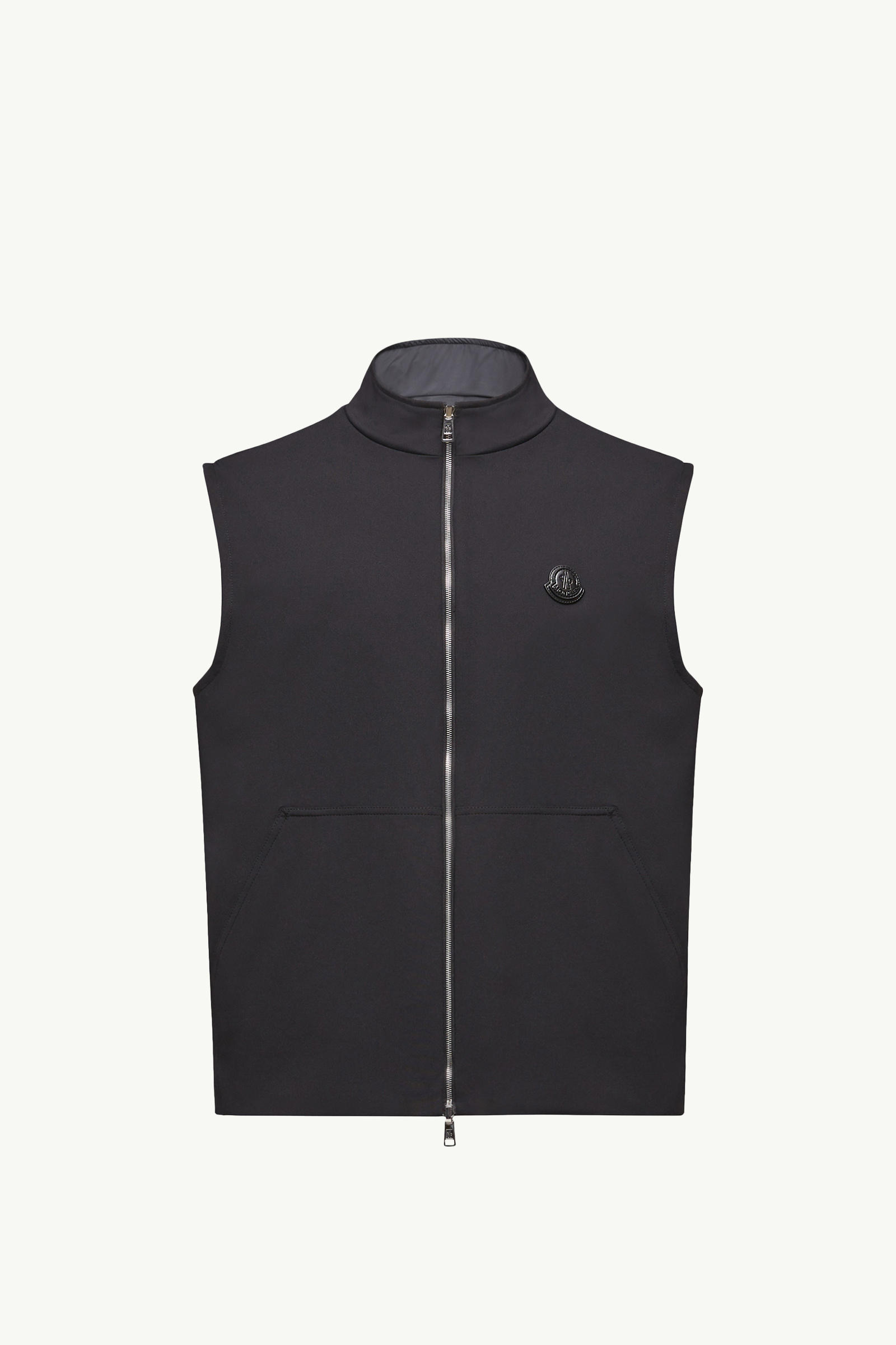 https://moncler-cdn.thron.com/api/v1/content-delivery/shares/dpx6uv/contents/K10918G0005989AXR999_F/image/K10918G0005989AXR999_F