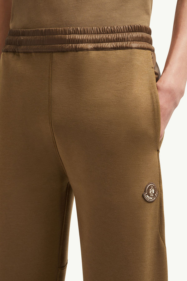 Pantalones deportivos de neopreno con parche del año de la serpiente Hombre Marrón claro Moncler 1