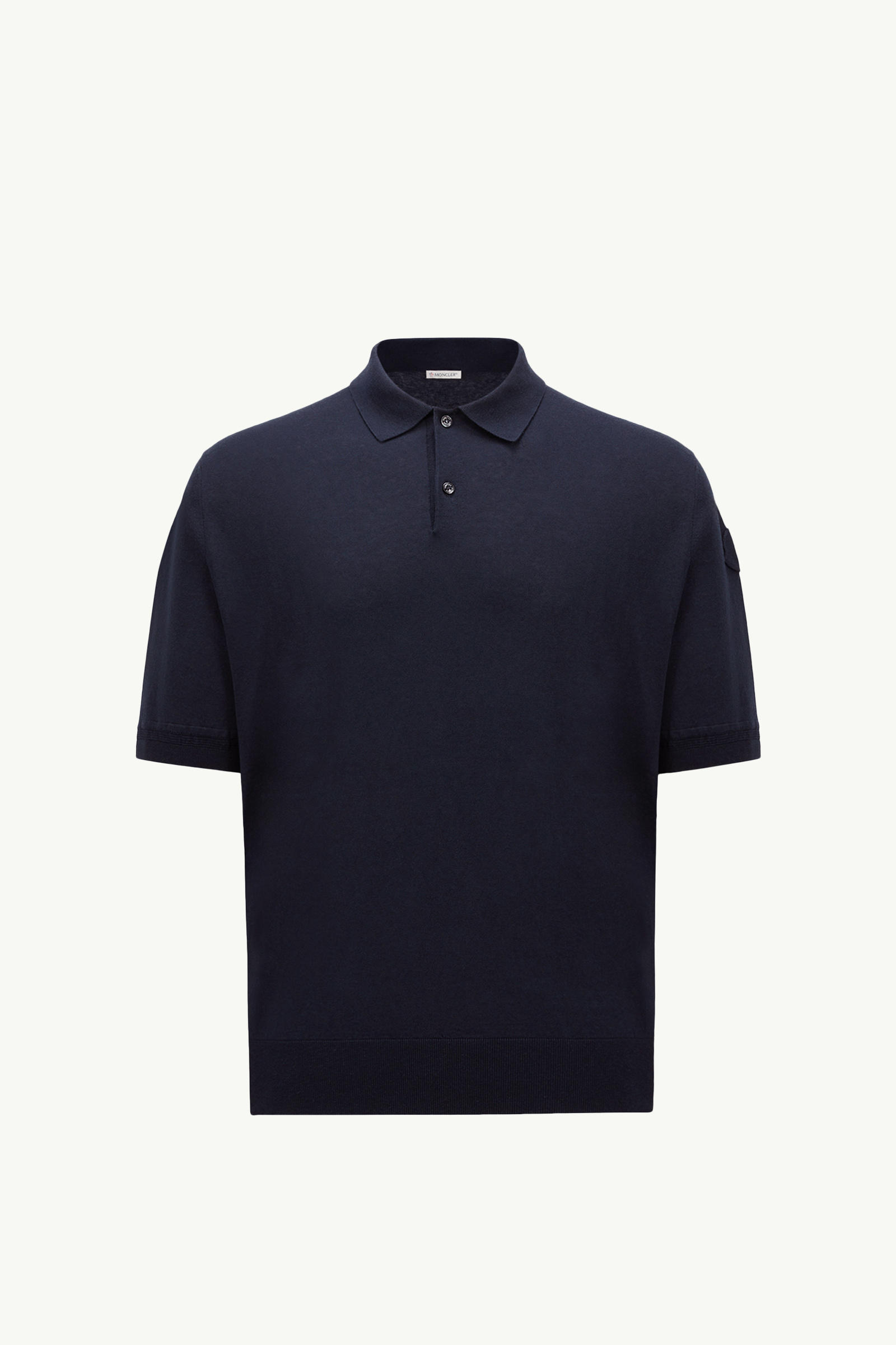https://moncler-cdn.thron.com/api/v1/content-delivery/shares/dpx6uv/contents/K10919A00004M6752742_F/image/K10919A00004M6752742_F