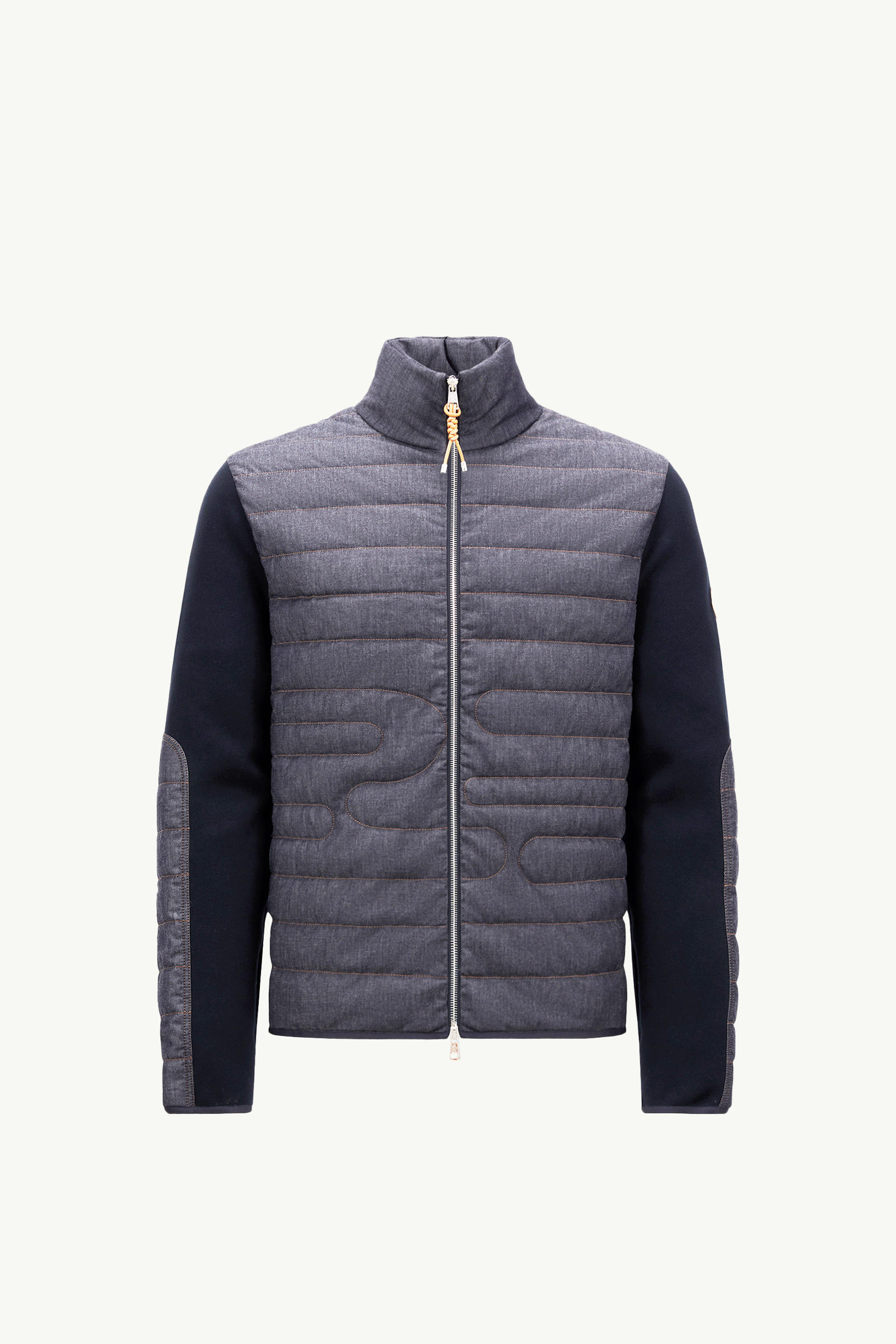 https://moncler-cdn.thron.com/api/v1/content-delivery/shares/dpx6uv/contents/K10919B00003M5838742_F/image/K10919B00003M5838742_F