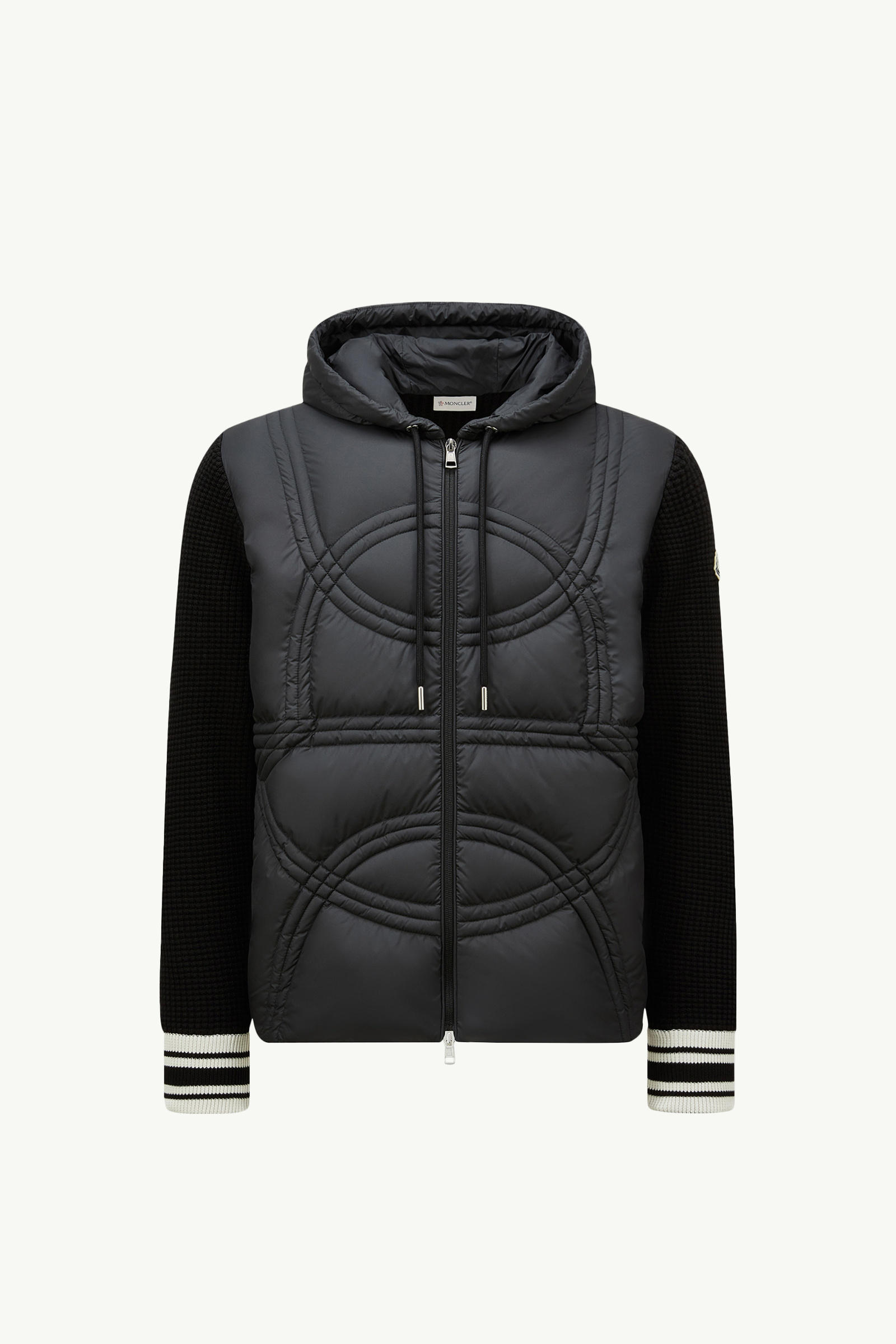 https://moncler-cdn.thron.com/api/v1/content-delivery/shares/dpx6uv/contents/K10919B00015M1367999_F/image/K10919B00015M1367999_F