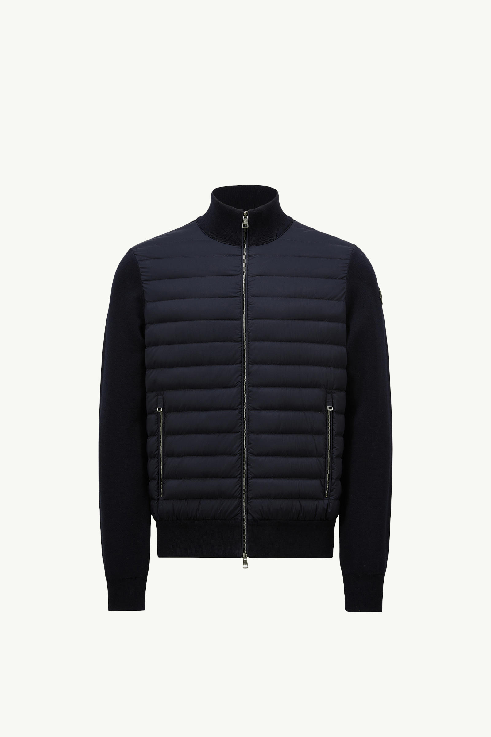 https://moncler-cdn.thron.com/api/v1/content-delivery/shares/dpx6uv/contents/K10919B00020V9100781_F/image/K10919B00020V9100781_F
