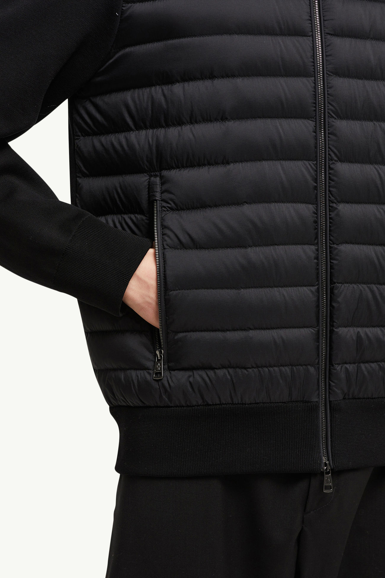 Wattierte Strickjacke aus Baumwoll-Krepp mit Reißverschluss Herren Schwarz Moncler 5