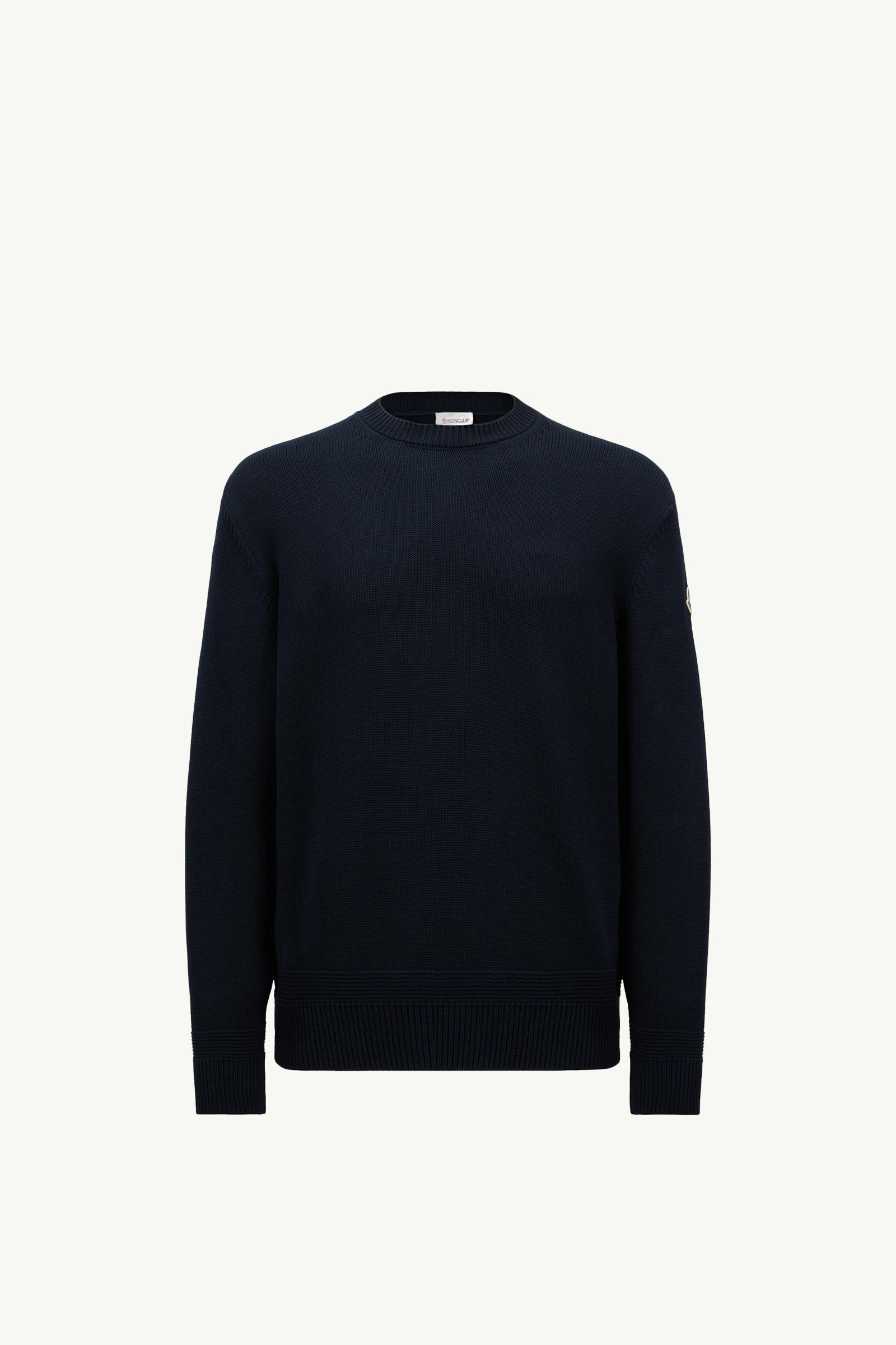 https://moncler-cdn.thron.com/api/v1/content-delivery/shares/dpx6uv/contents/K10919C00007M1367779_F/image/K10919C00007M1367779_F