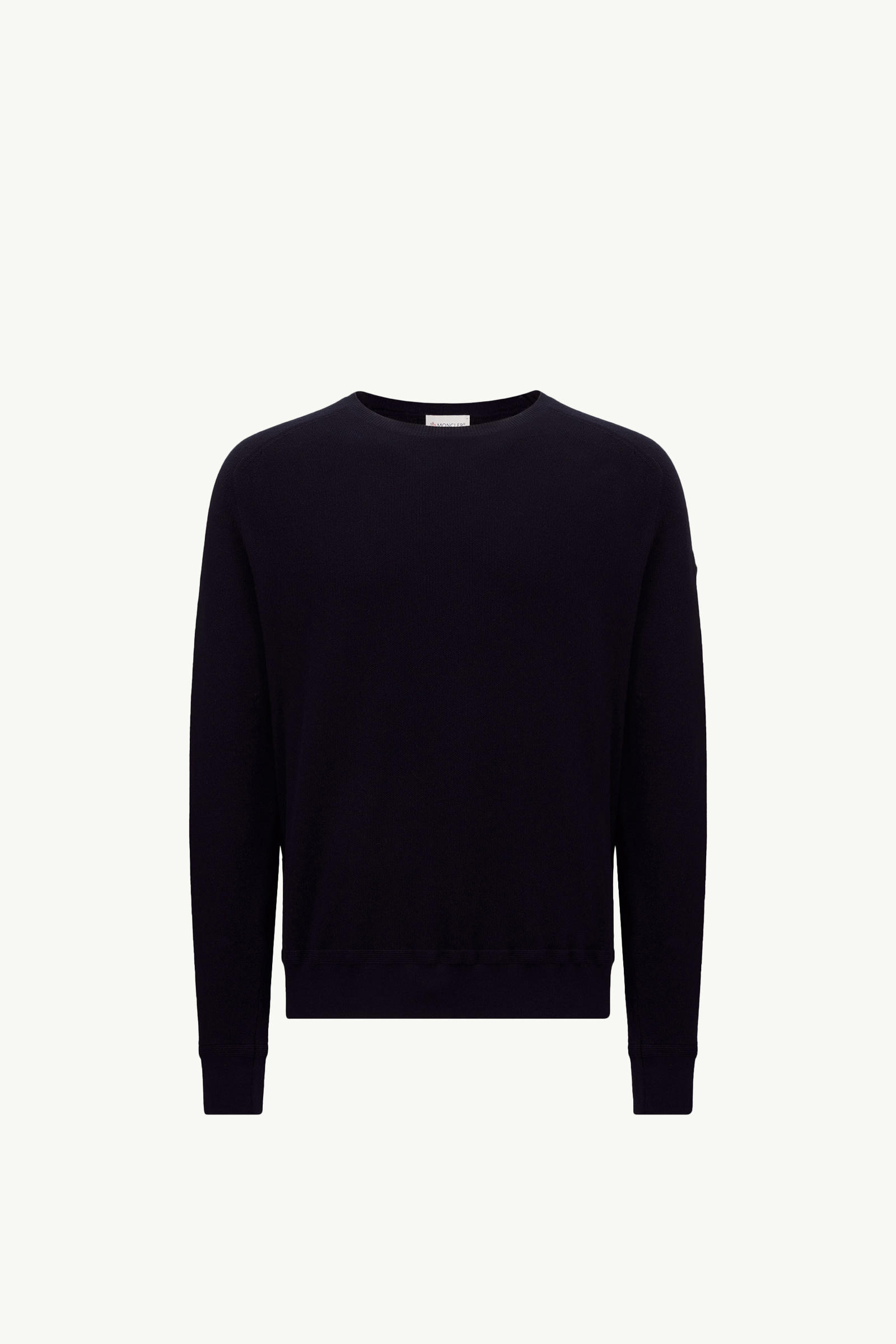 https://moncler-cdn.thron.com/api/v1/content-delivery/shares/dpx6uv/contents/K10919C00010M1611779_F/image/K10919C00010M1611779_F