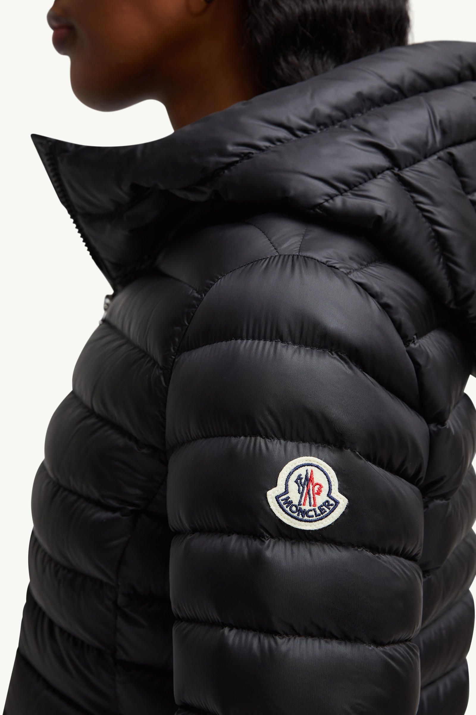 Ige Hooded Short Down Jacket Women Black Moncler 6
