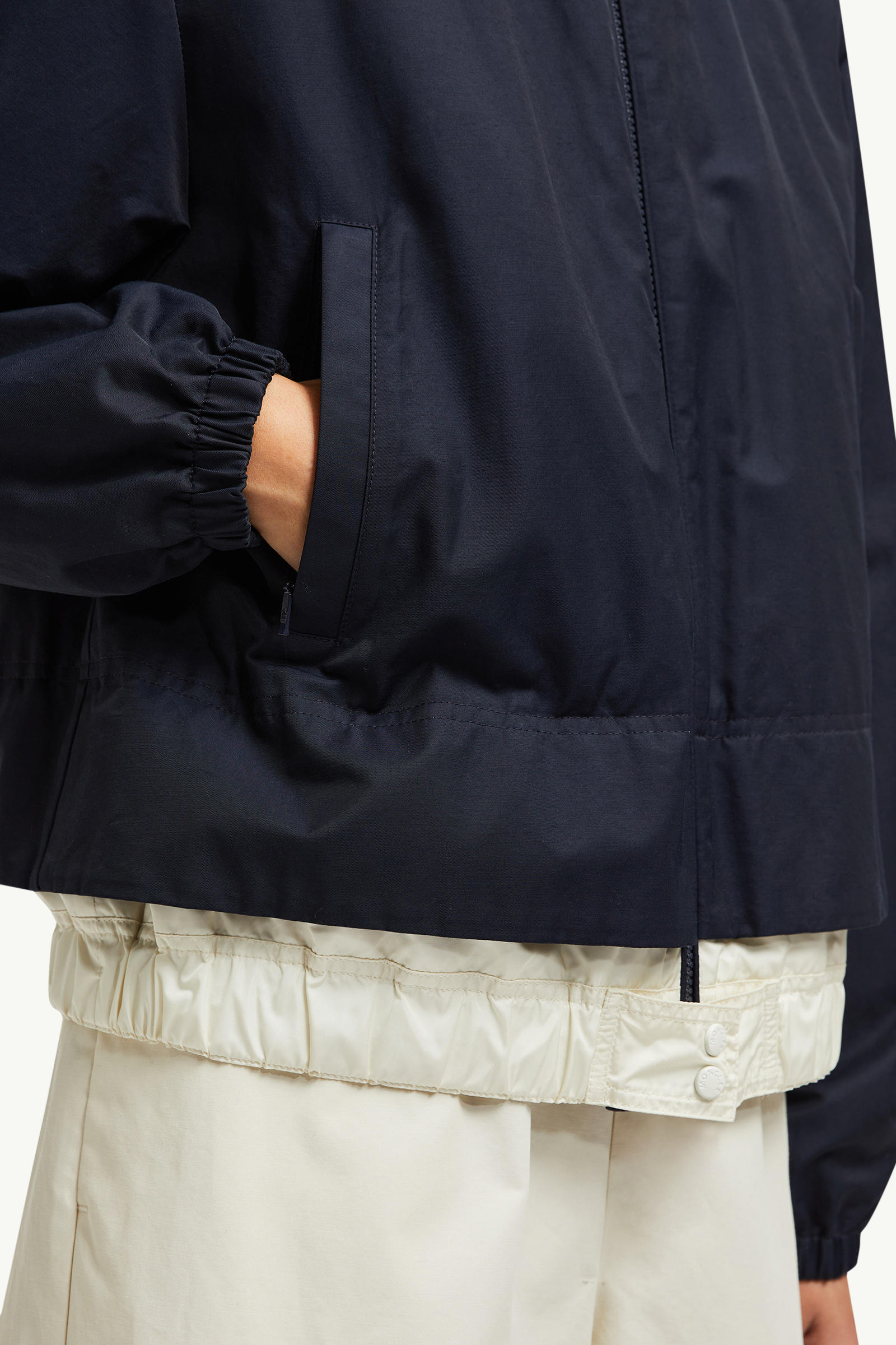 Janze Hooded Twill Short Down Jacket Women Navy Blue Moncler 5