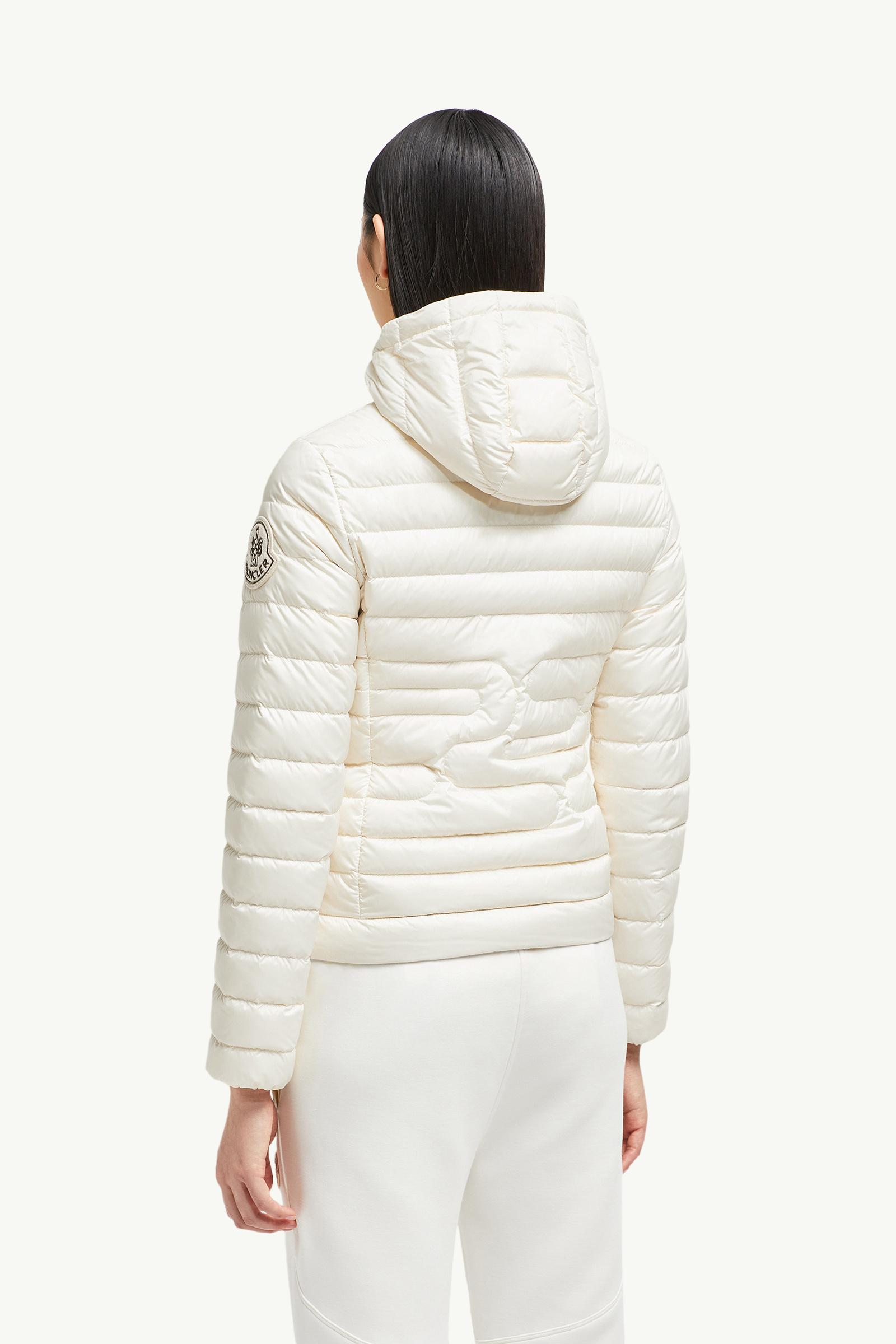 White Ivory Xiaobai Hooded Snake-Quilted Short Down Jacket
