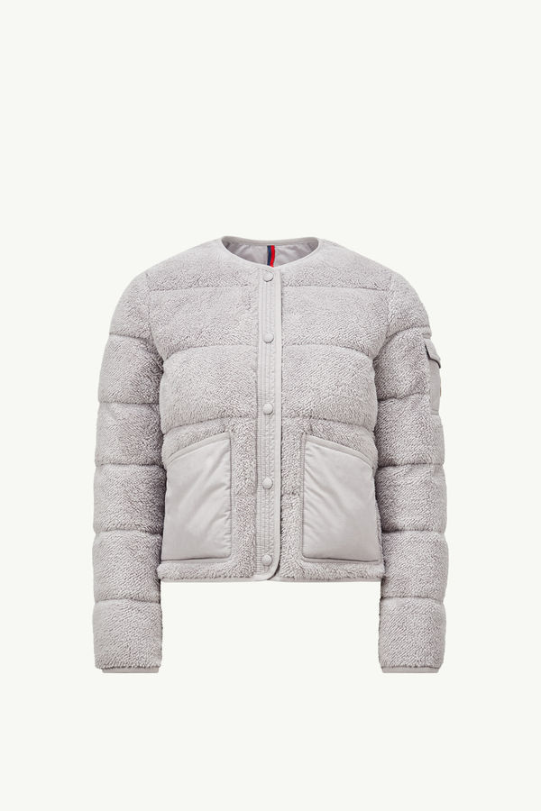 https://moncler-cdn.thron.com/api/v1/content-delivery/shares/dpx6uv/contents/K10931A0002289ASY90V_F/image/K10931A0002289ASY90V_F